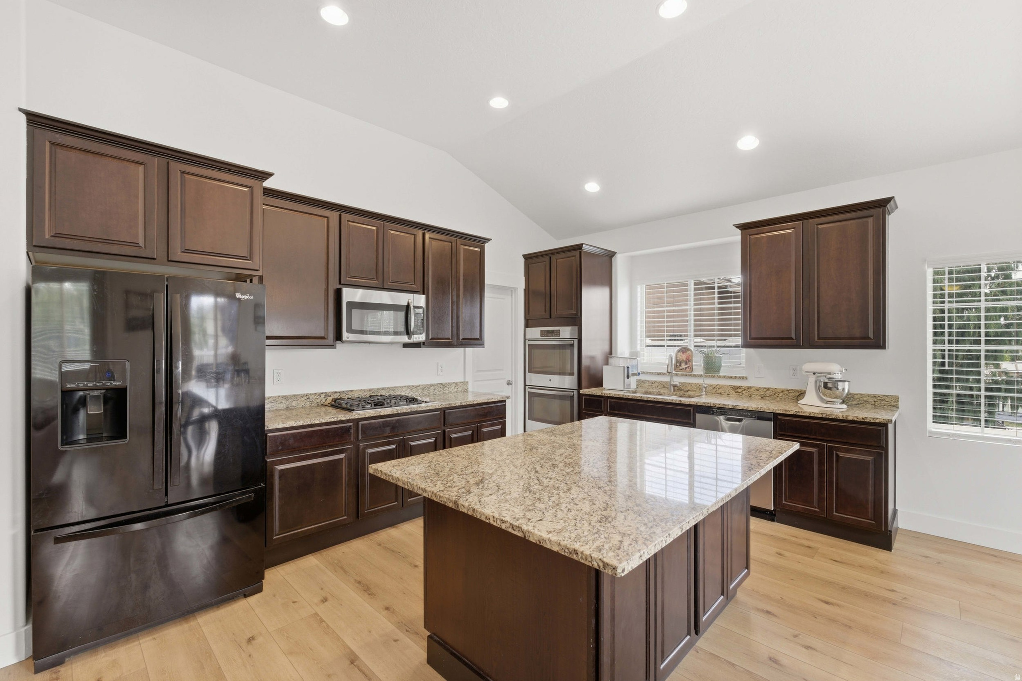 DESERT CREEK - Residential