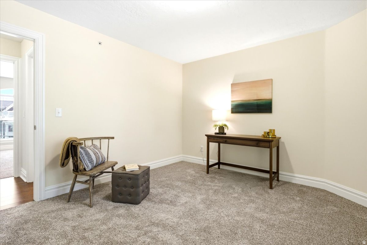 HAMPTON PLACE - Residential