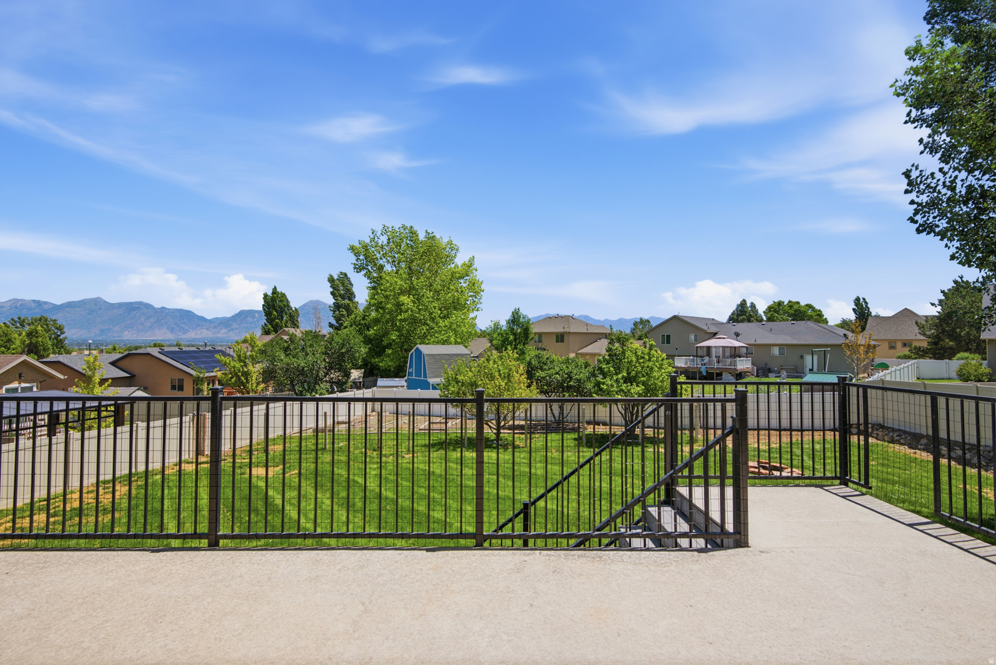 SARATOGA HILLS - Residential