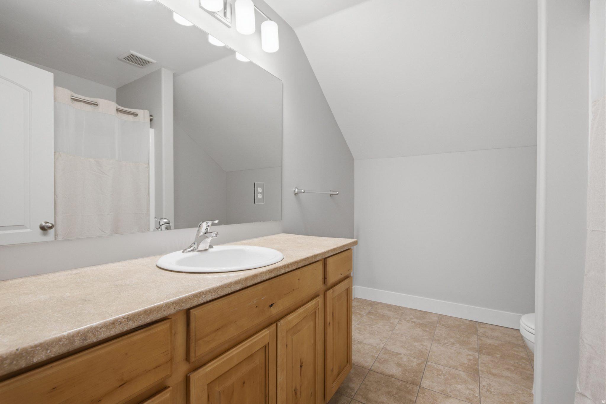 SARATOGA HILLS - Residential