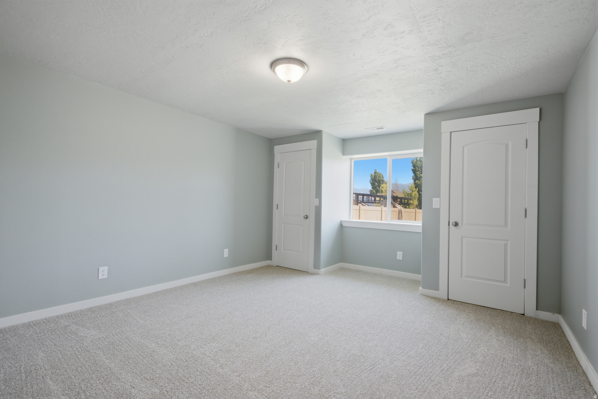 SARATOGA HILLS - Residential