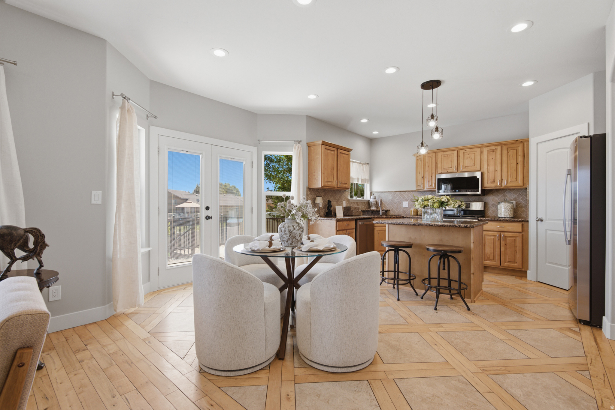 SARATOGA HILLS - Residential