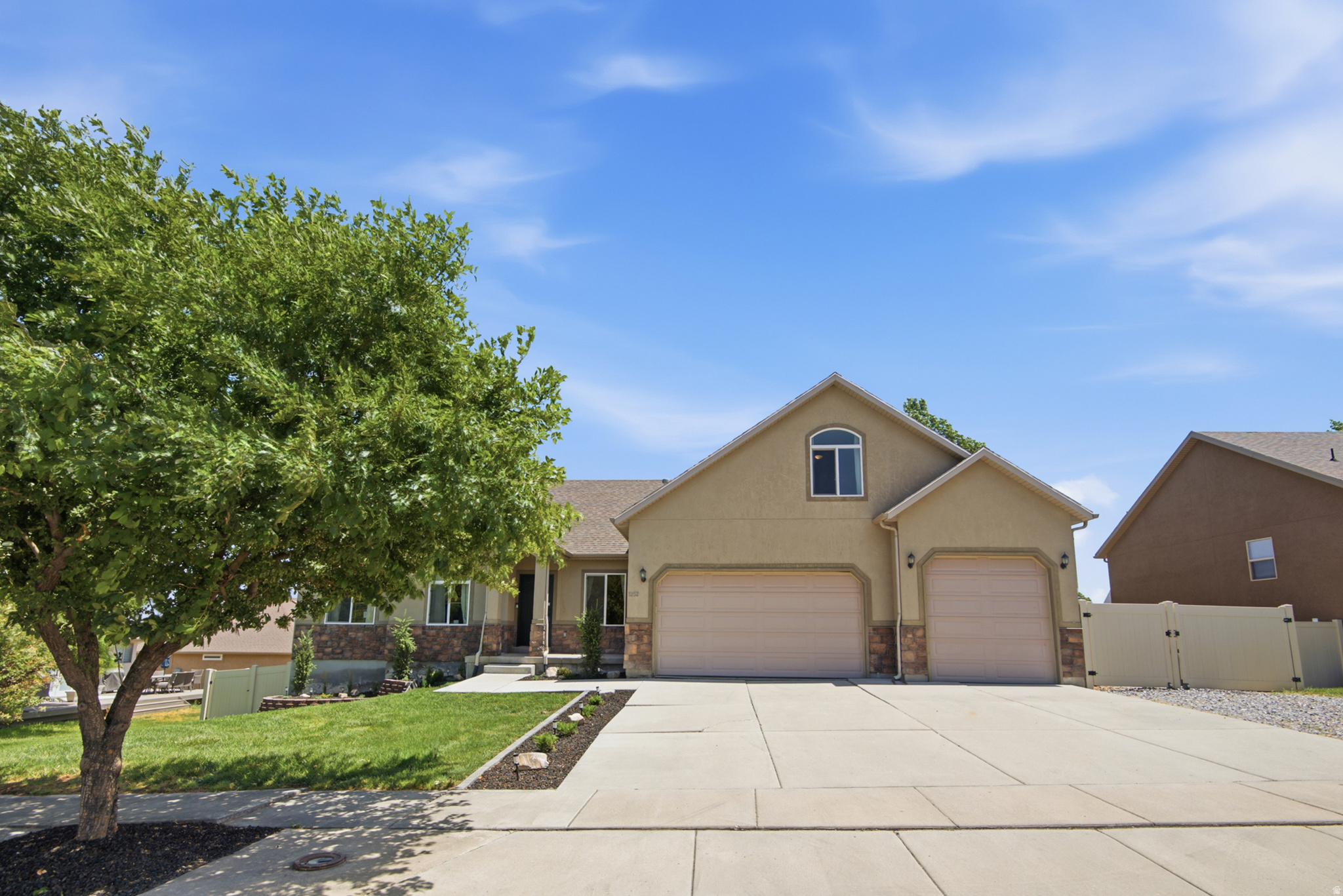 SARATOGA HILLS - Residential