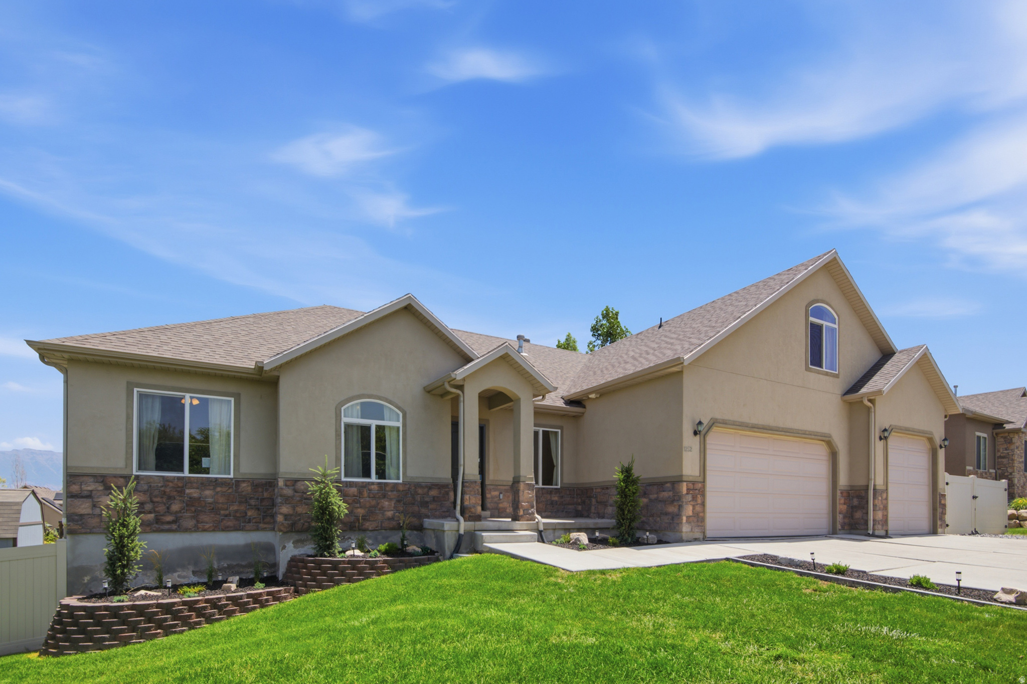 SARATOGA HILLS - Residential