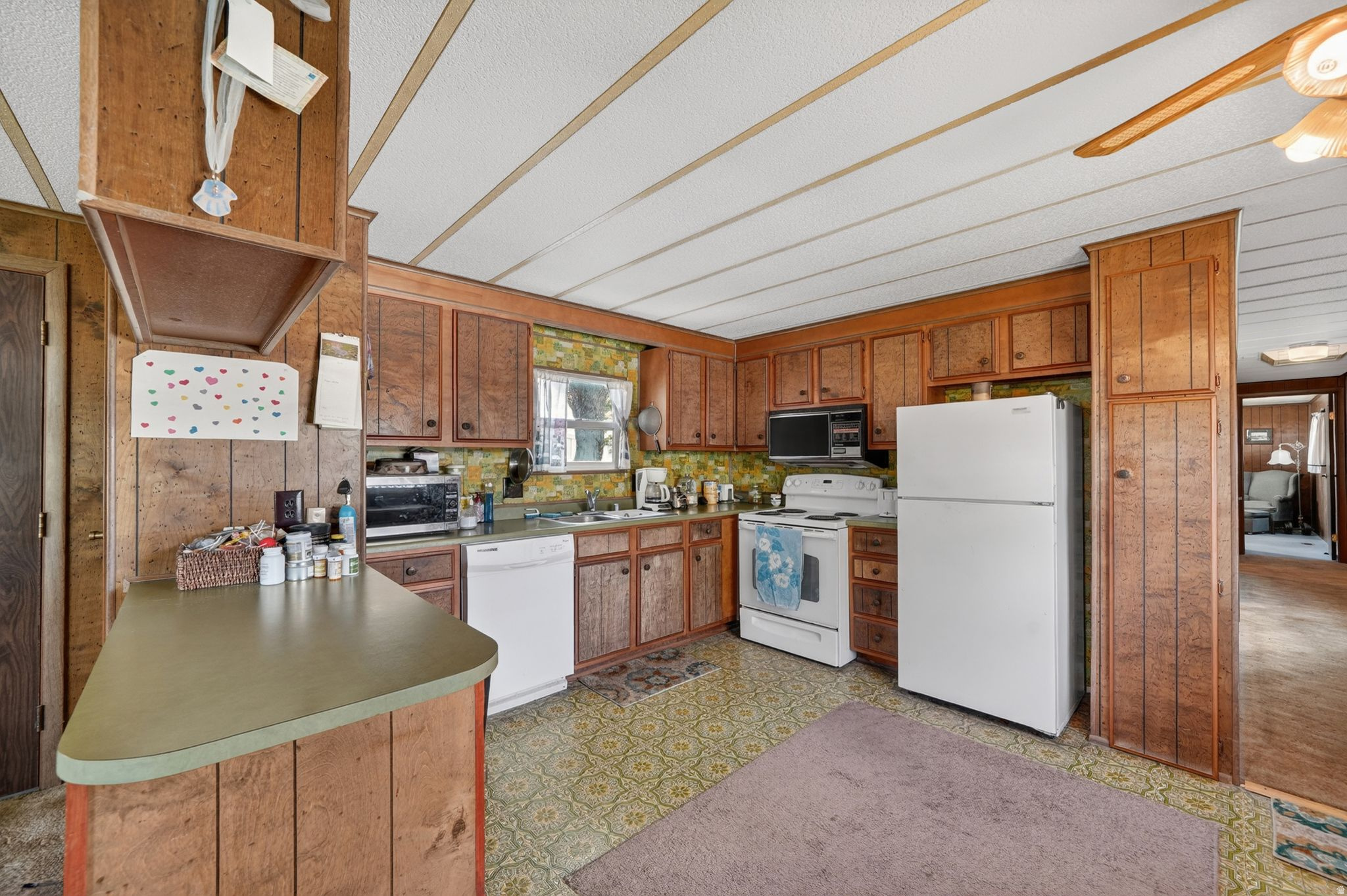 WINCHESTER ESTATES - Residential