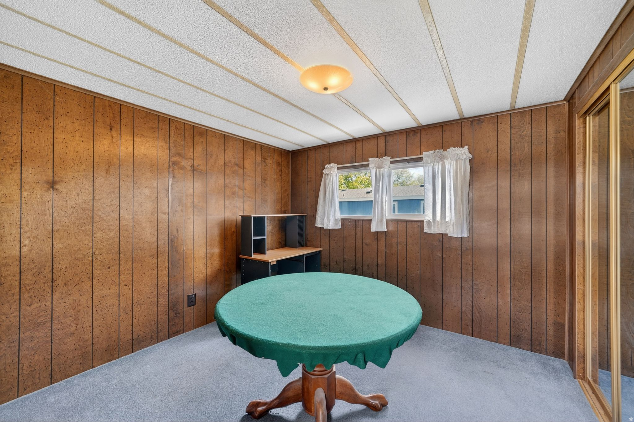 WINCHESTER ESTATES - Residential
