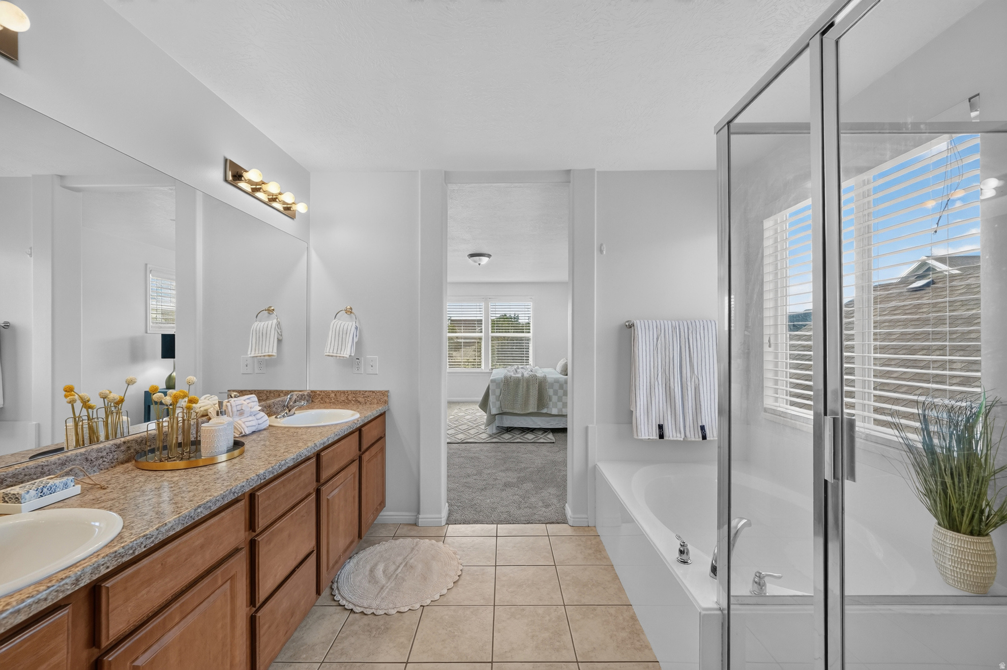 KENNECOTT - Residential