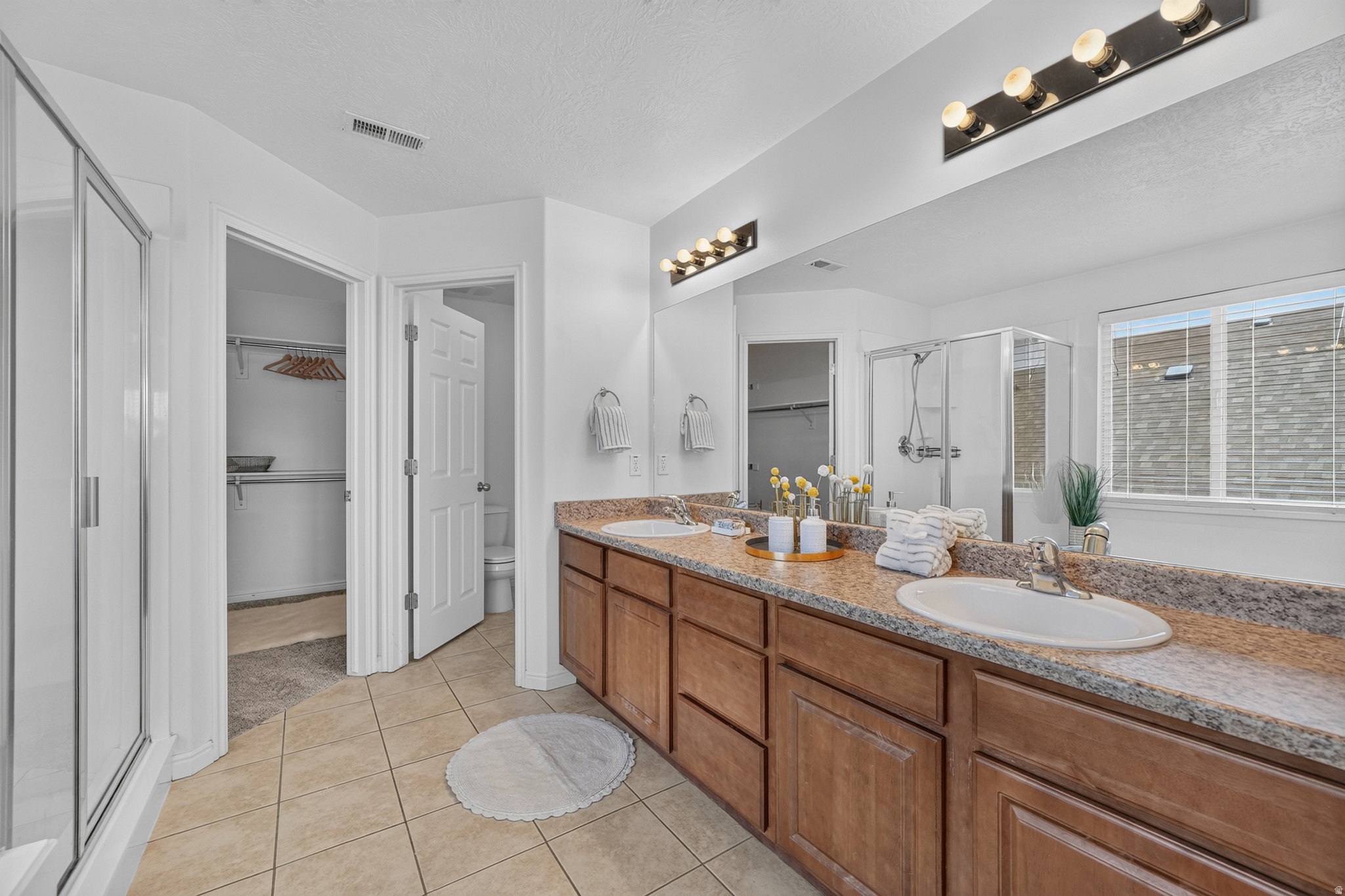 KENNECOTT - Residential
