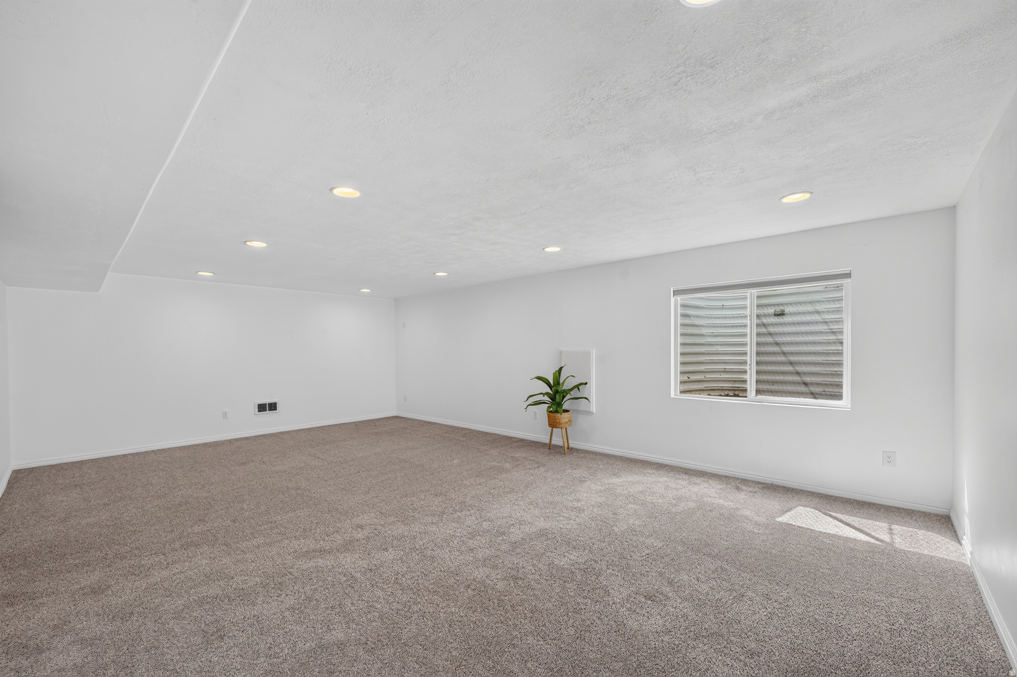 KENNECOTT - Residential