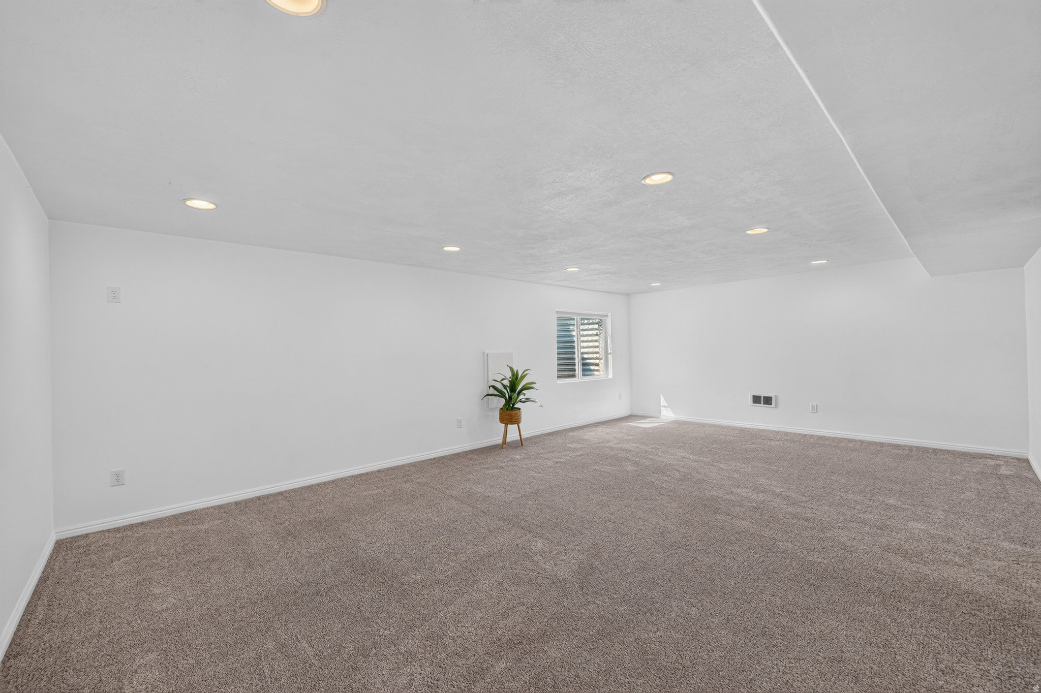 KENNECOTT - Residential