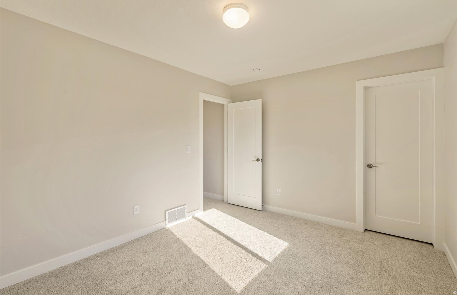 VALLEY VIEW - Residential