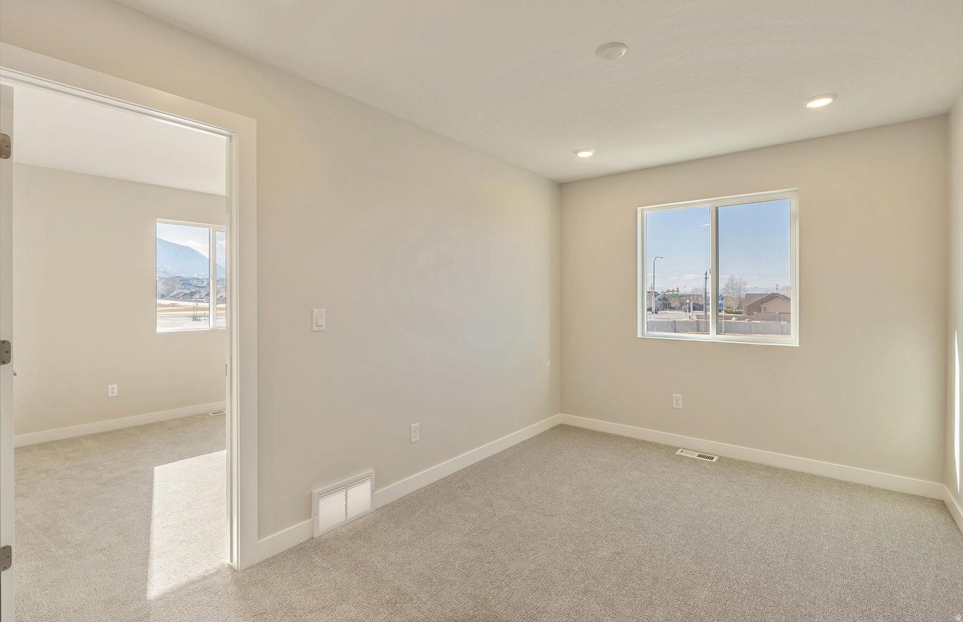 VALLEY VIEW - Residential