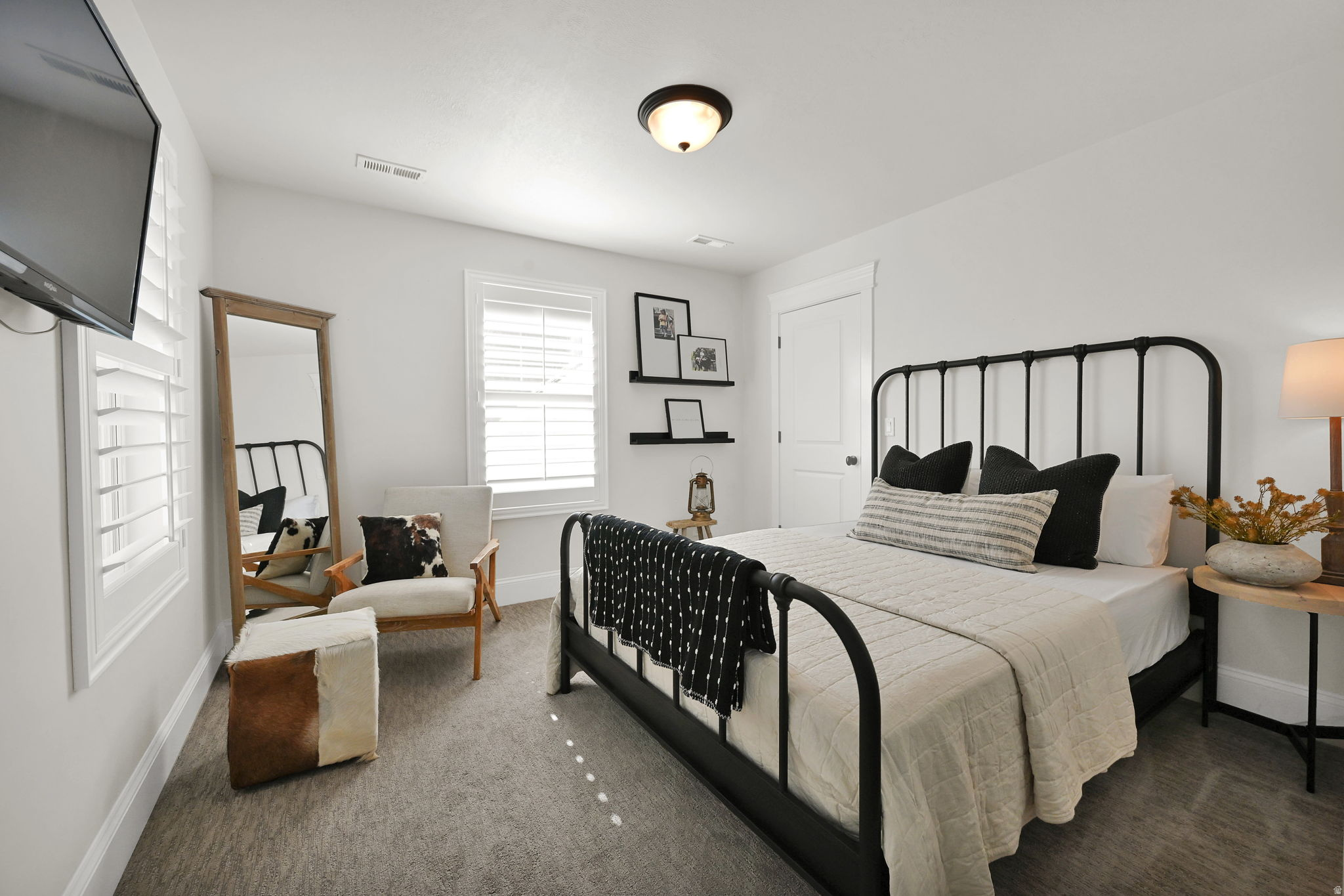 DAYBREAK - Residential