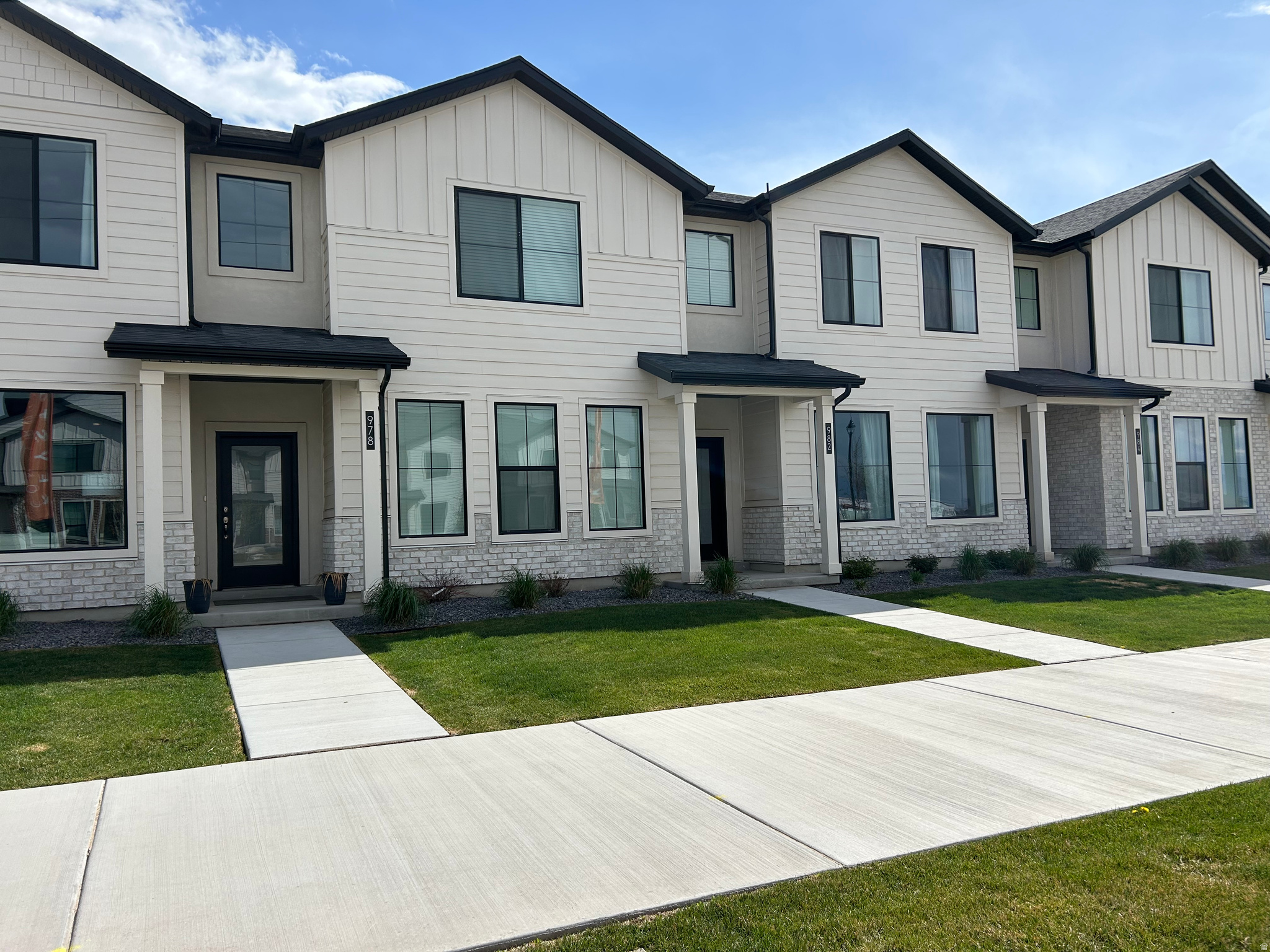 RIVER RUN - Residential