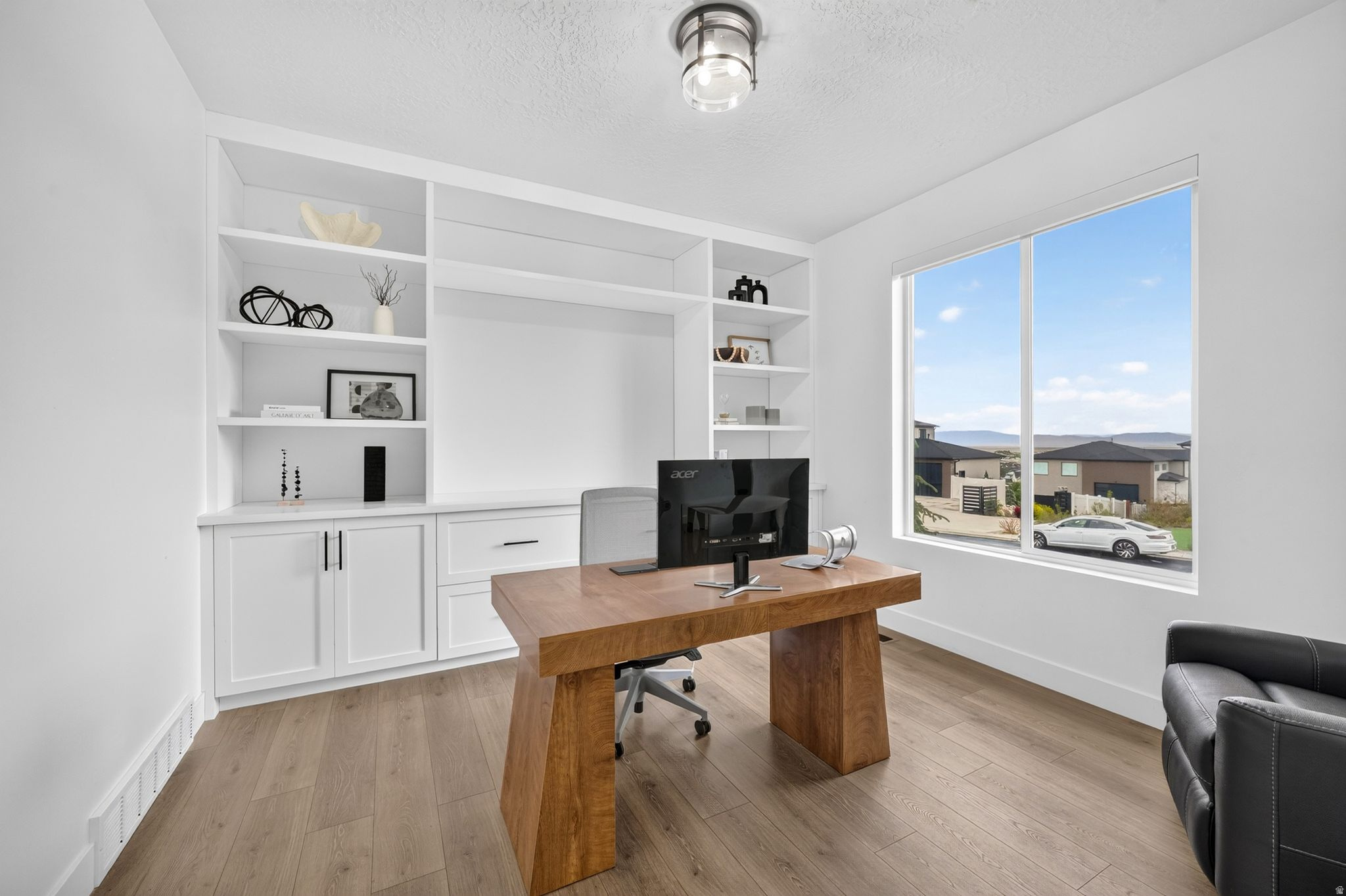 VALLEY VIEW - Residential