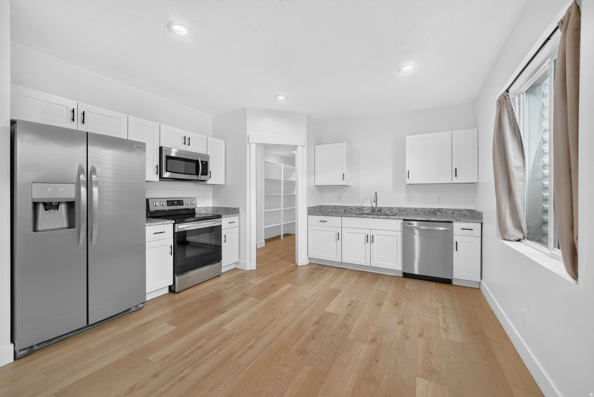 VALLEY VIEW - Residential