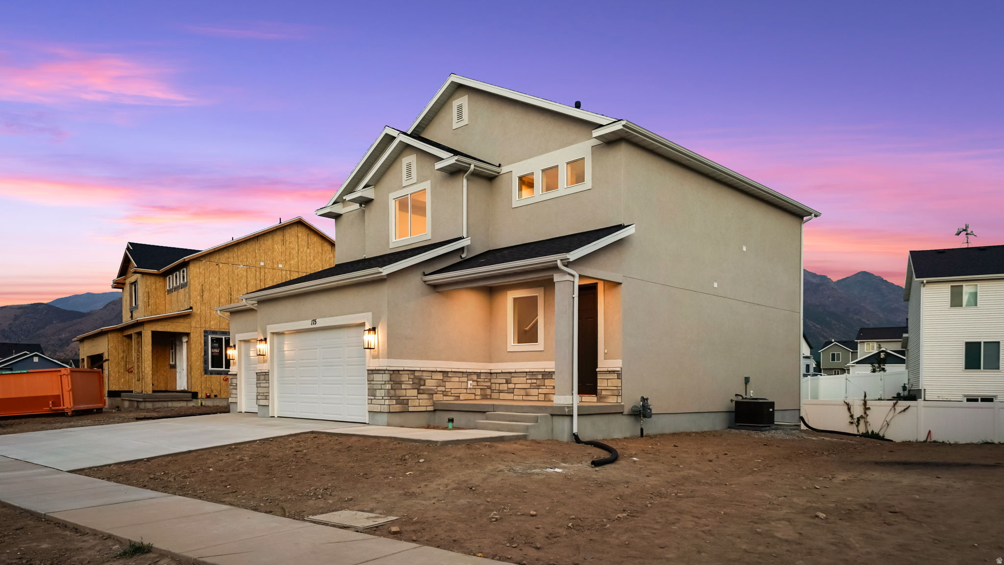 APPLE HOLLOW AT THE ORCHARDS - Residential