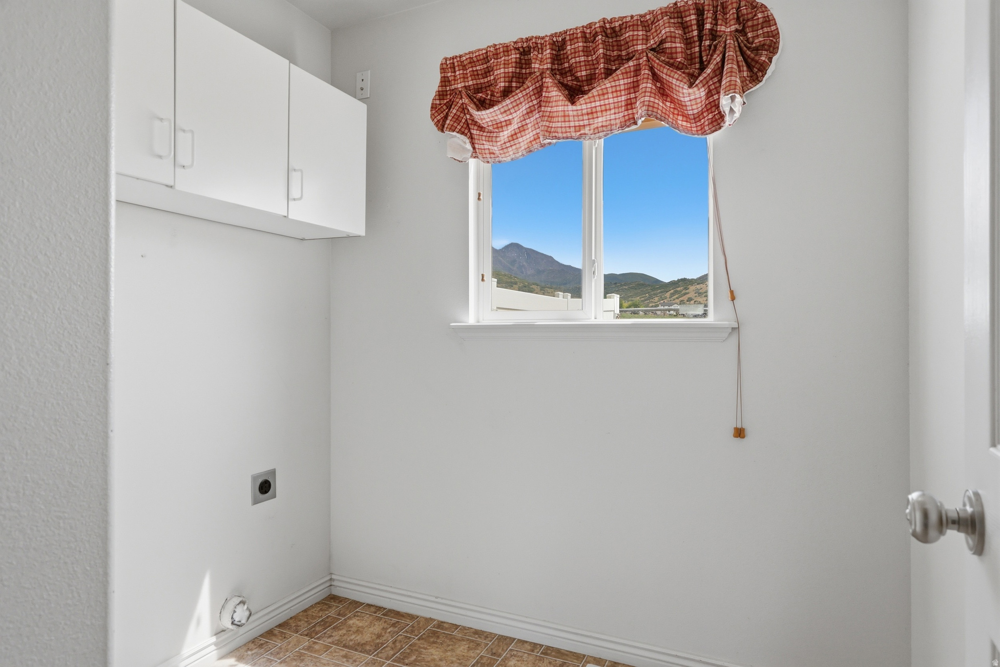 SANTAQUIN MEADOWS - Residential