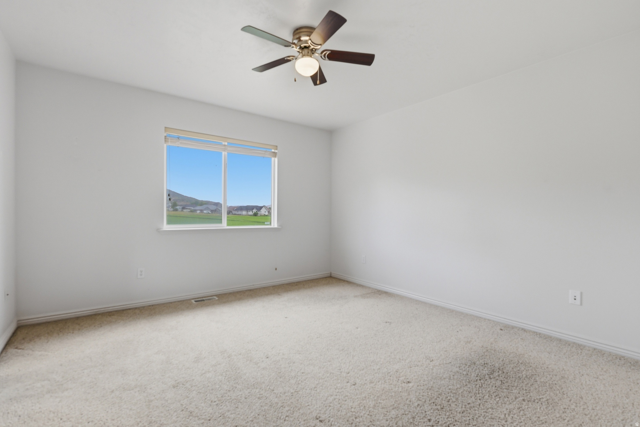 SANTAQUIN MEADOWS - Residential
