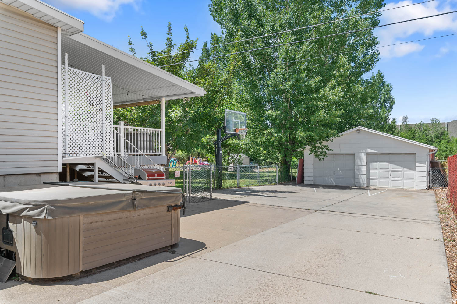 GOLD SUBDIVISION - Residential