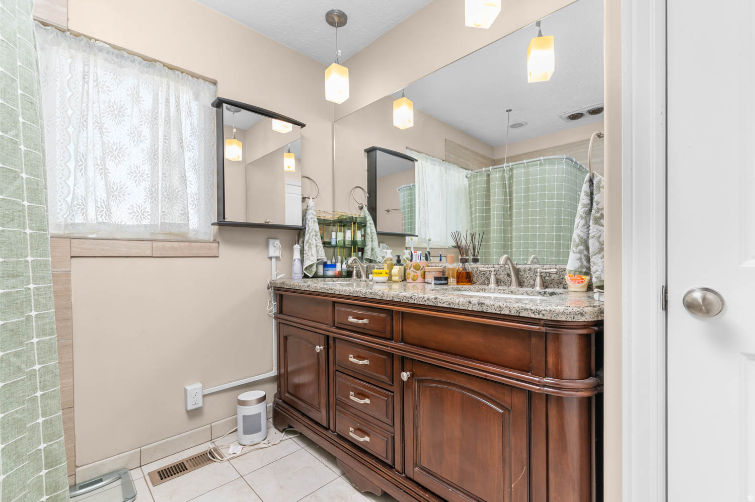 GOLD SUBDIVISION - Residential