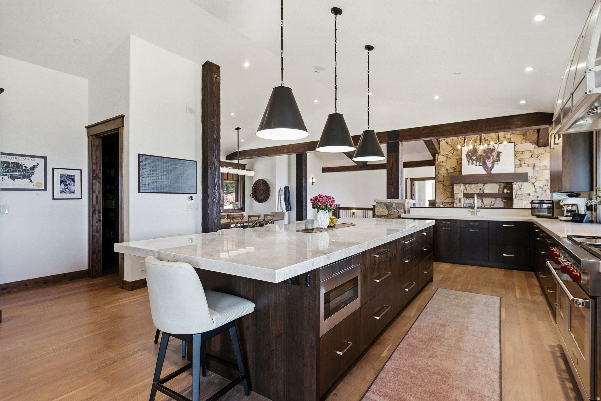 PROMONTORY - Residential