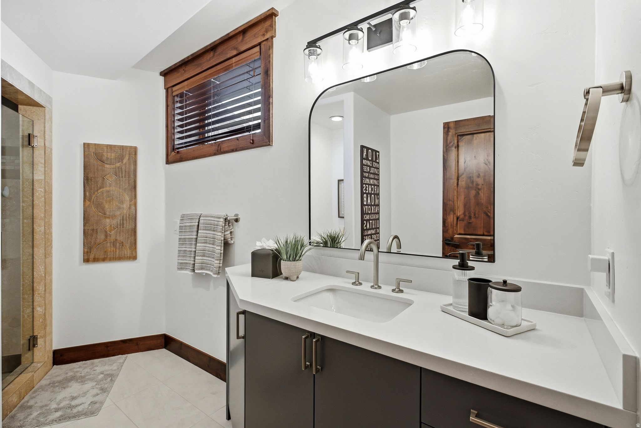 PROMONTORY - Residential