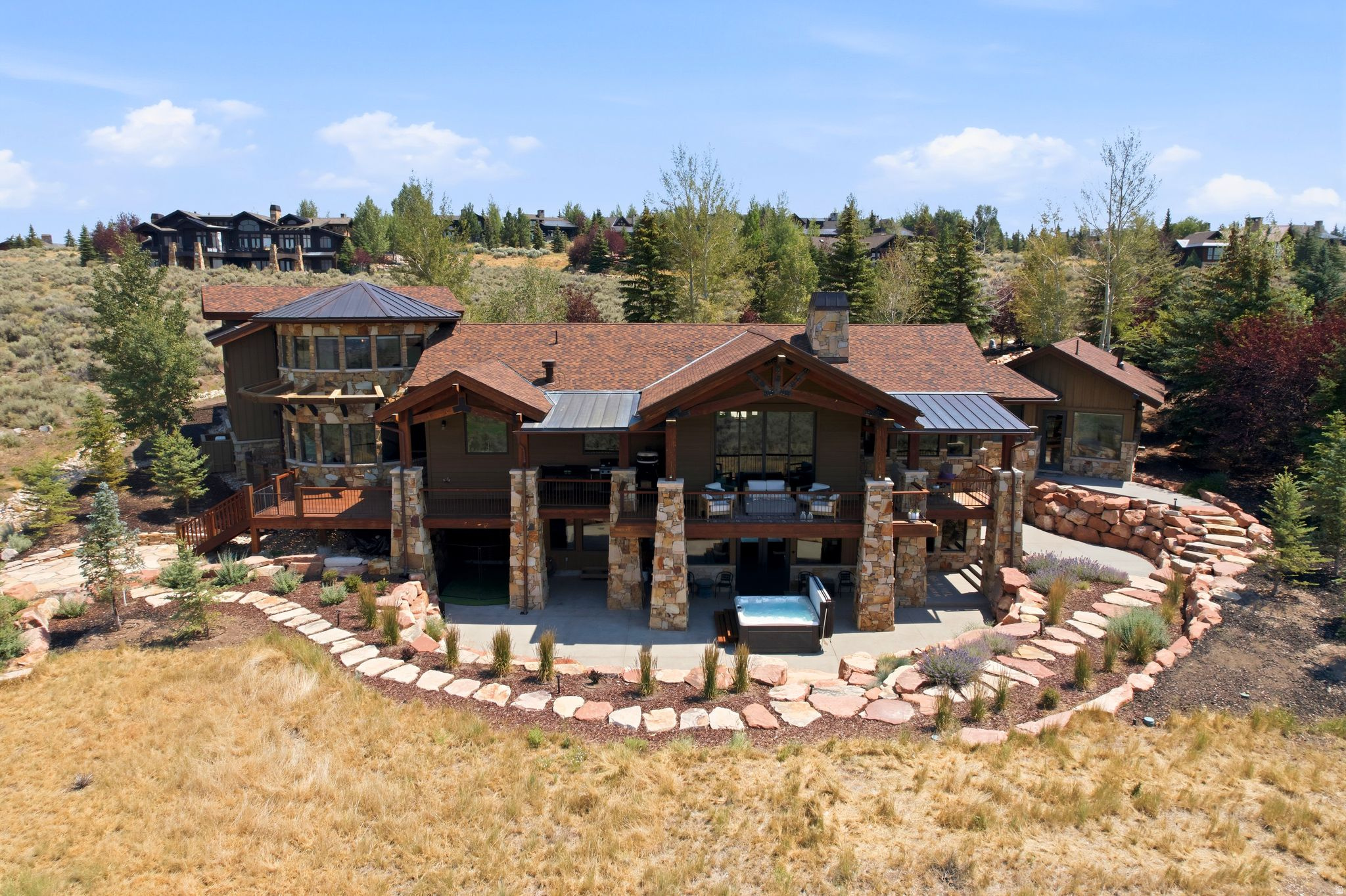 PROMONTORY - Residential
