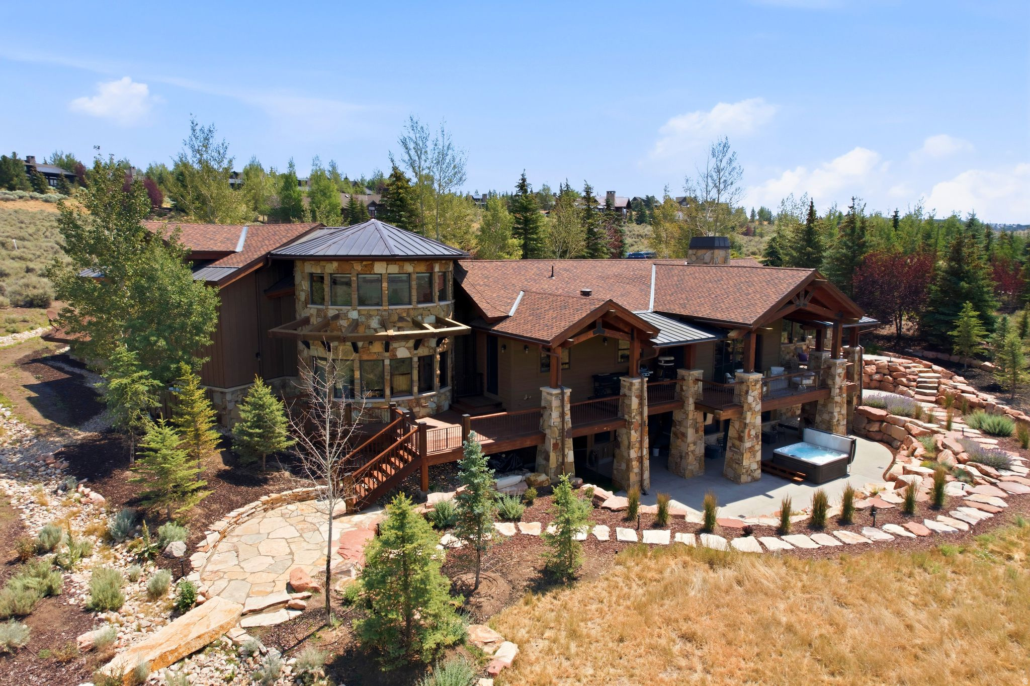 PROMONTORY - Residential