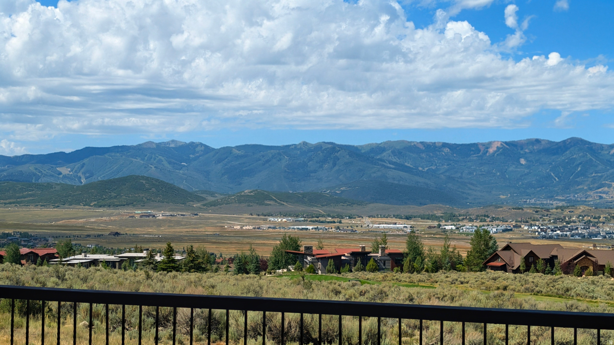 PROMONTORY - Residential