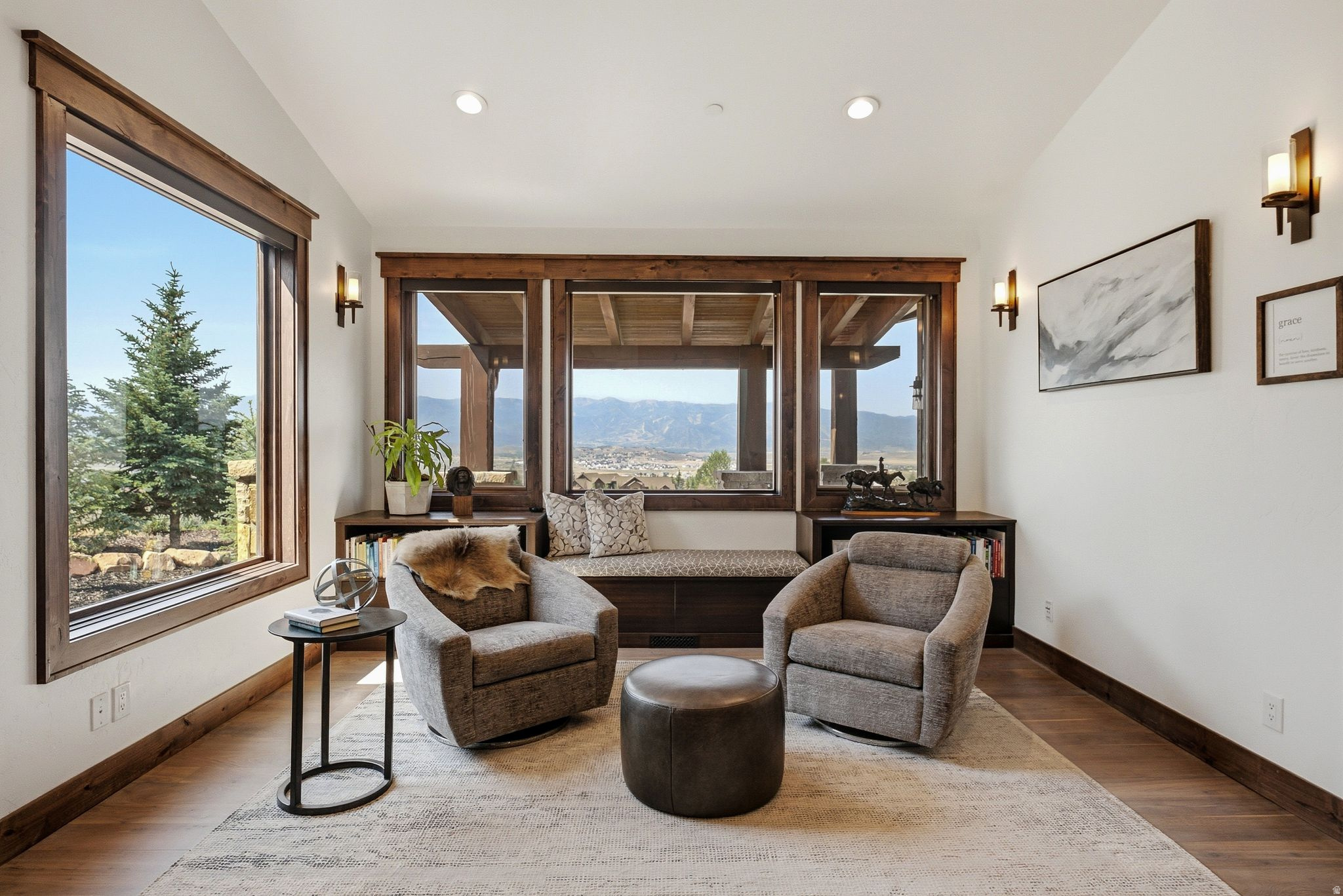 PROMONTORY - Residential