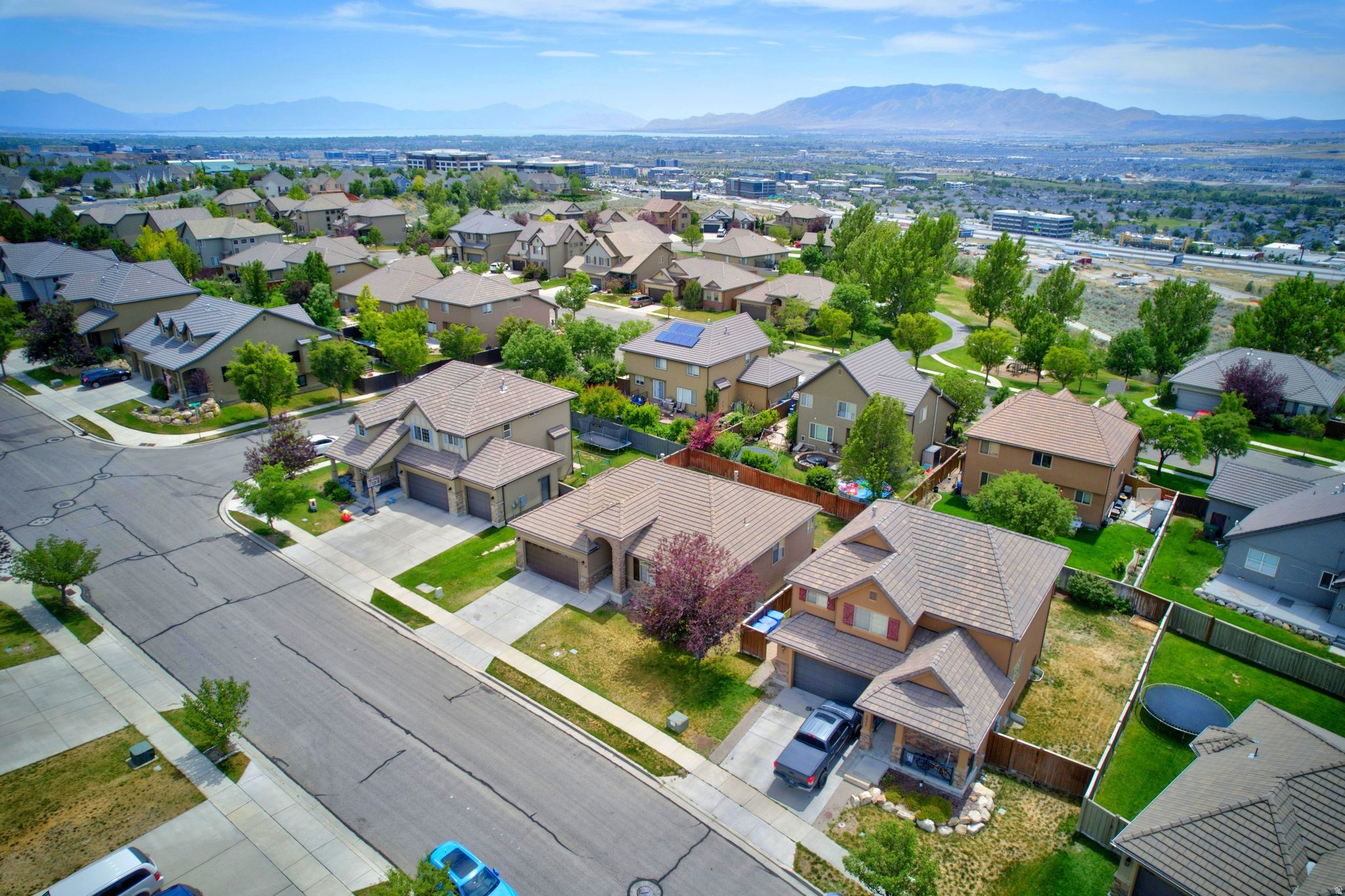 RIDGE - Residential