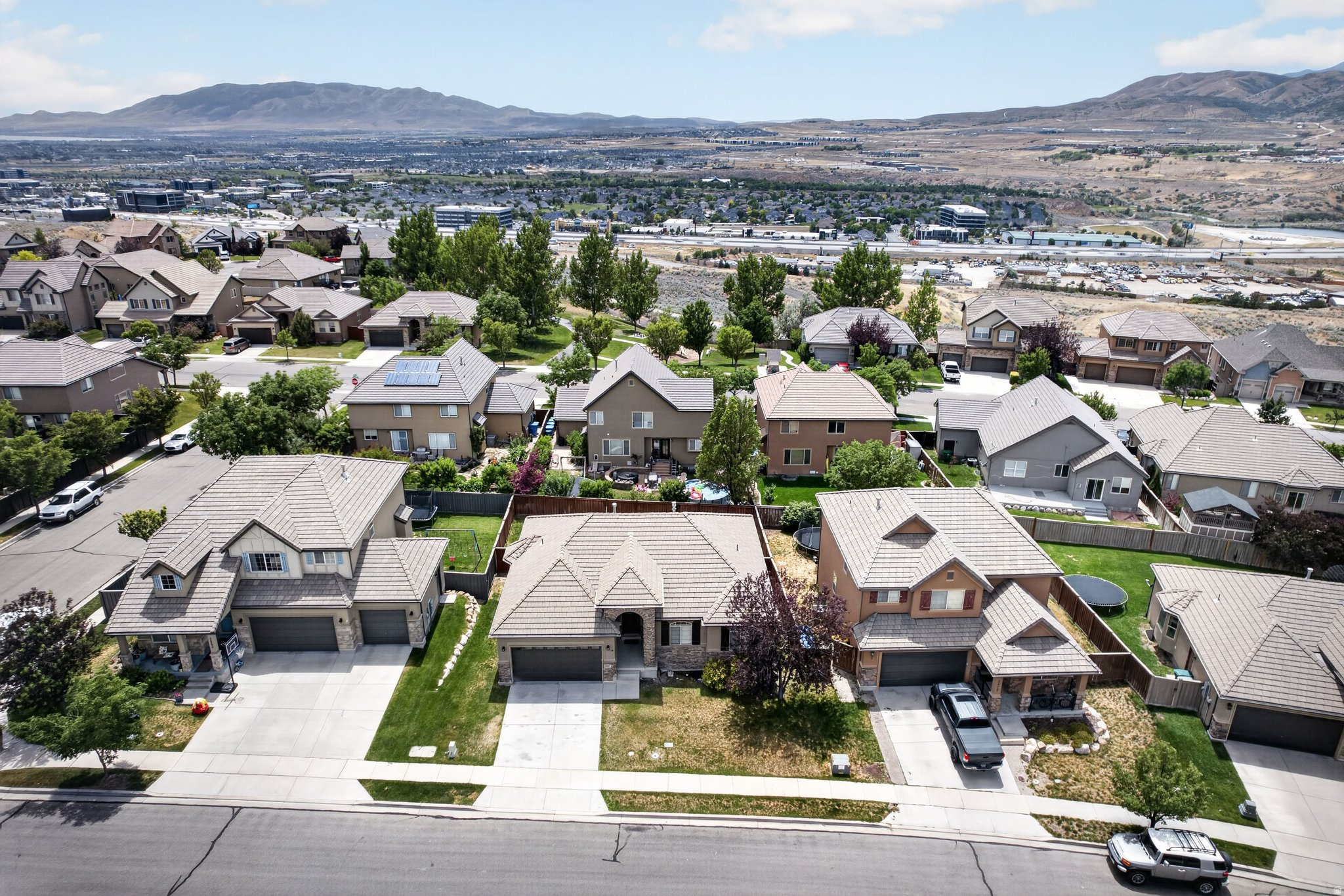 RIDGE - Residential