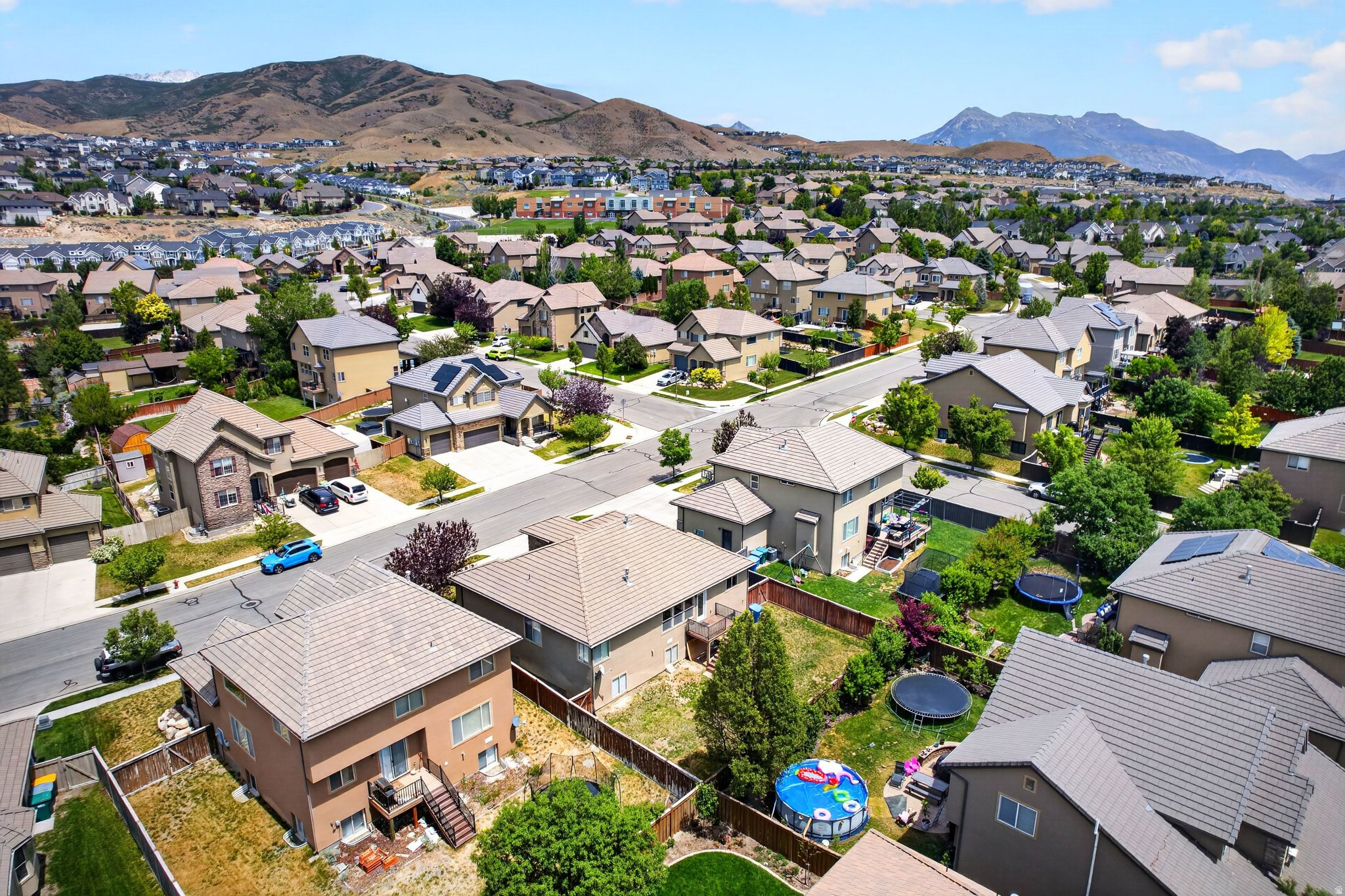 RIDGE - Residential