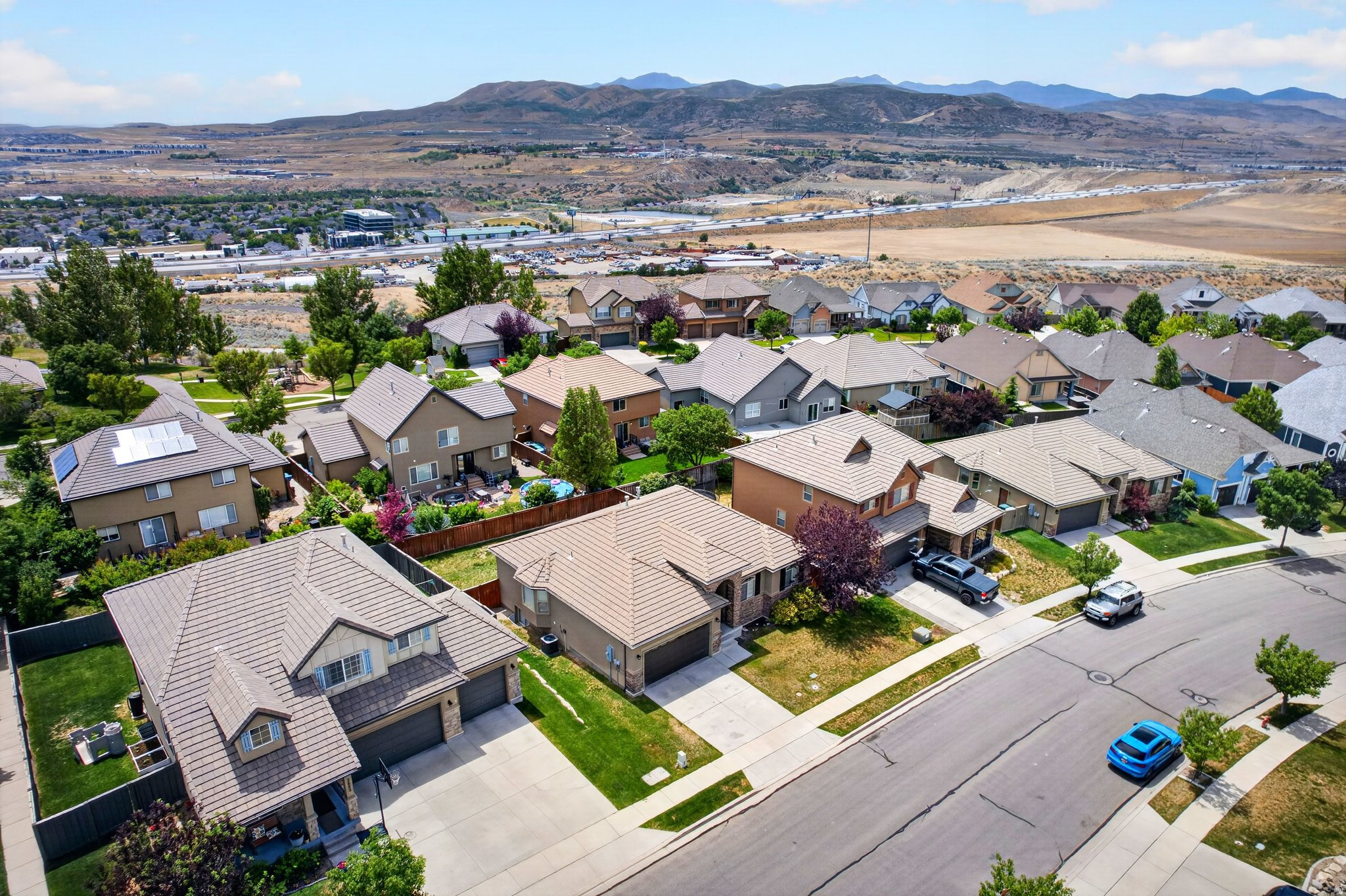 RIDGE - Residential