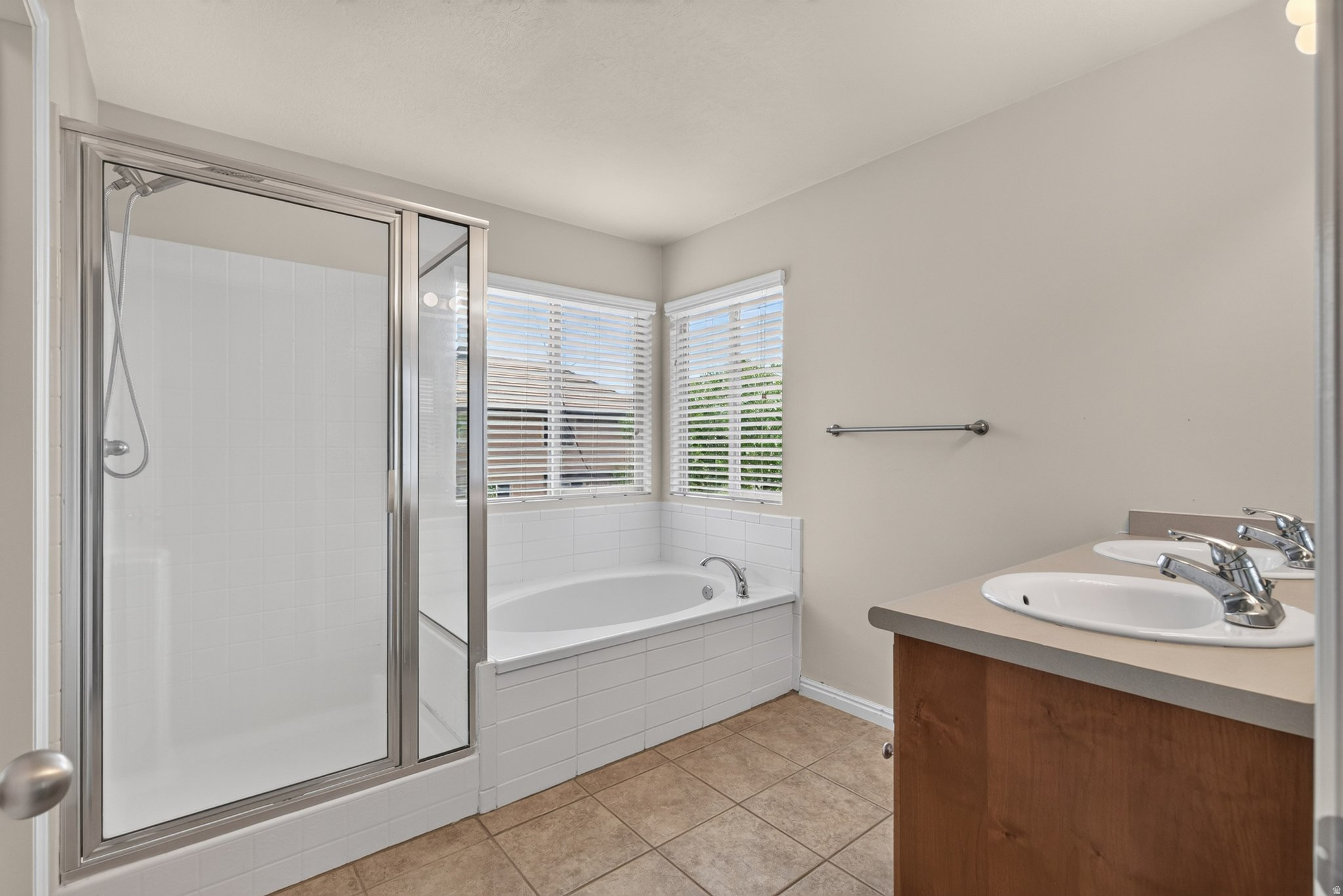 RIDGE - Residential