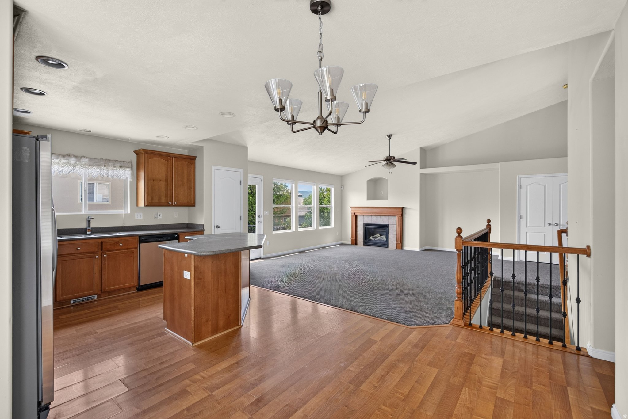 RIDGE - Residential