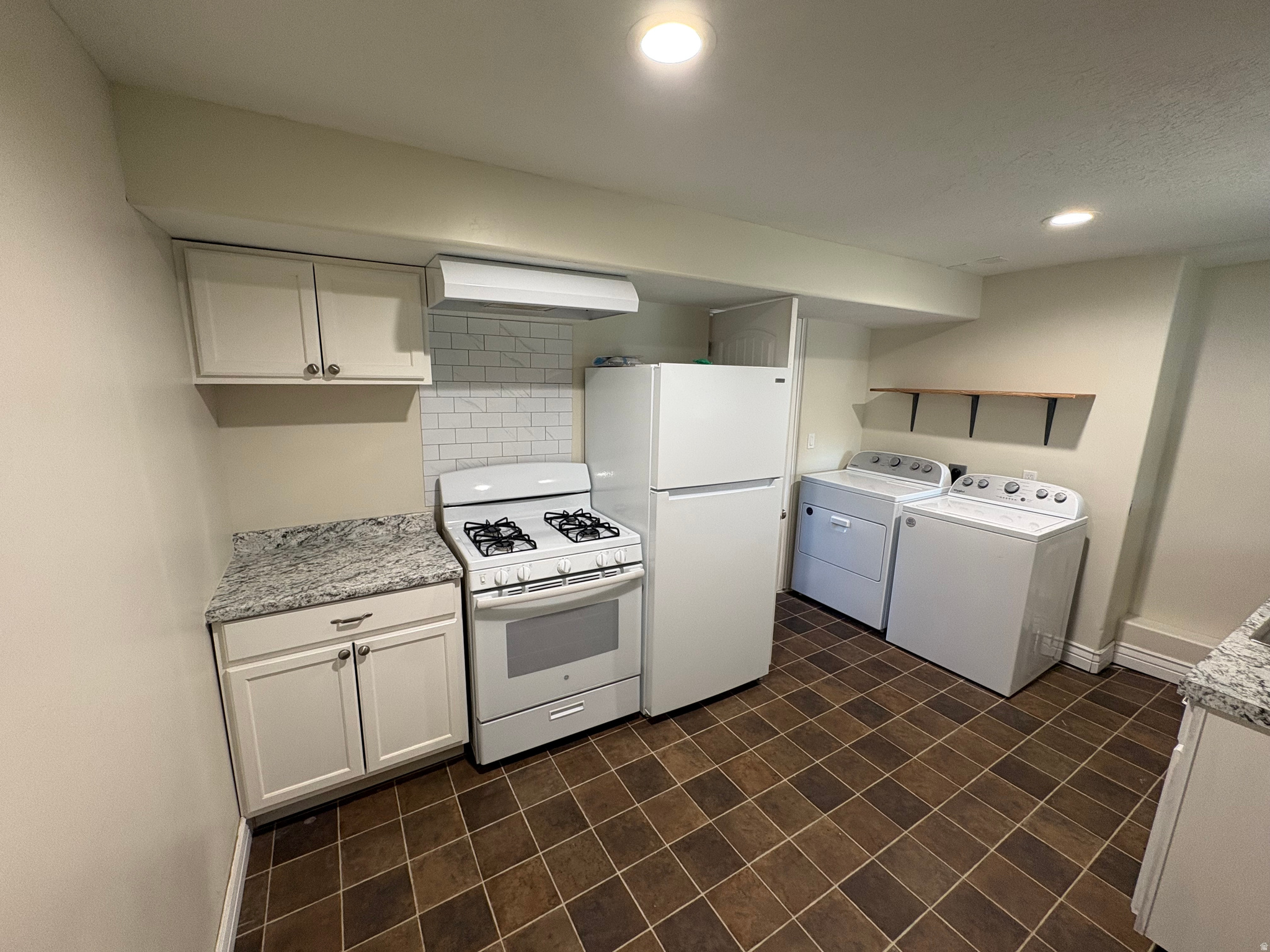 SANDY HEIGHTS SOUTH - Residential
