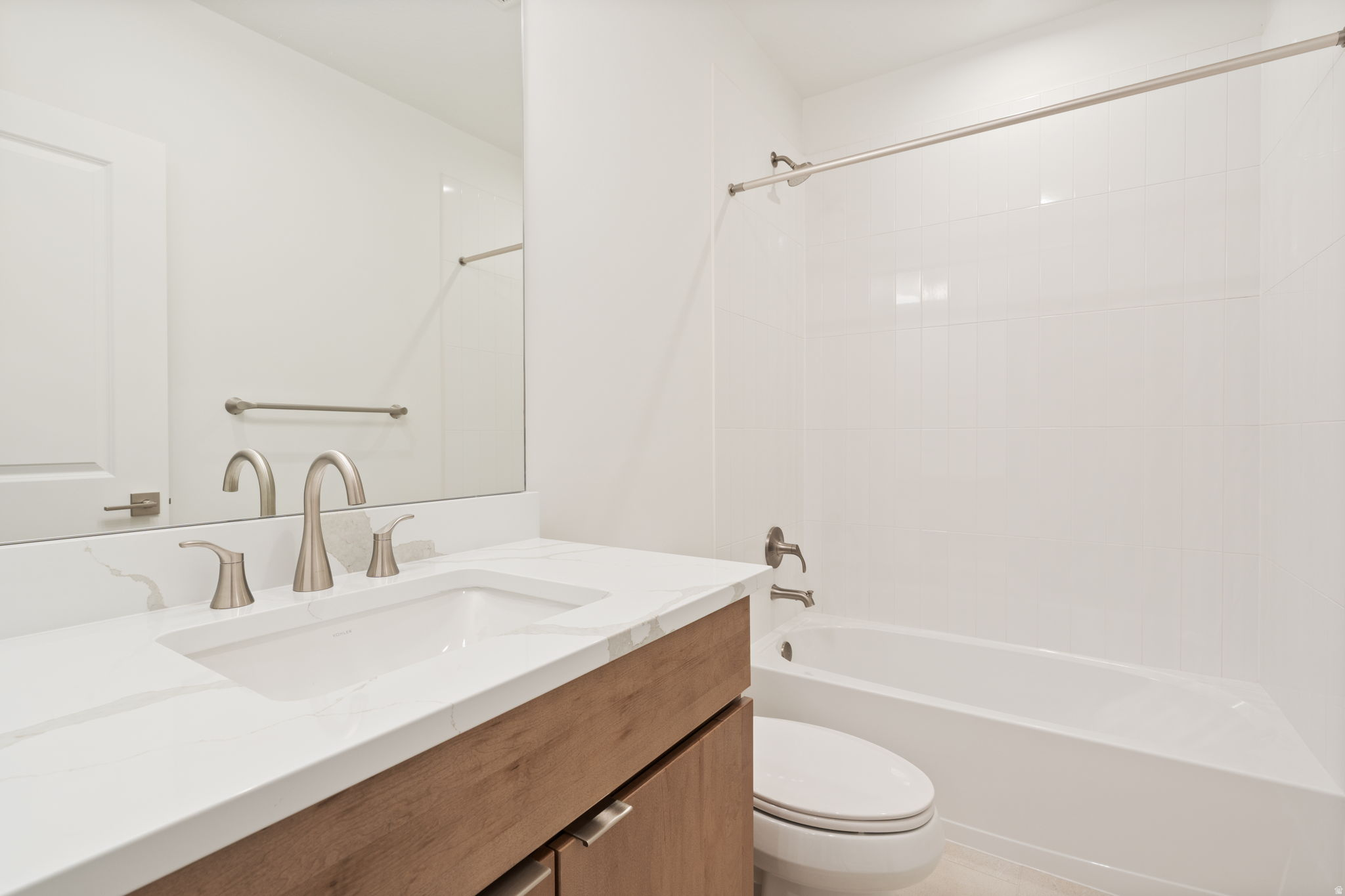 WESTLAKE VISTAS - Residential