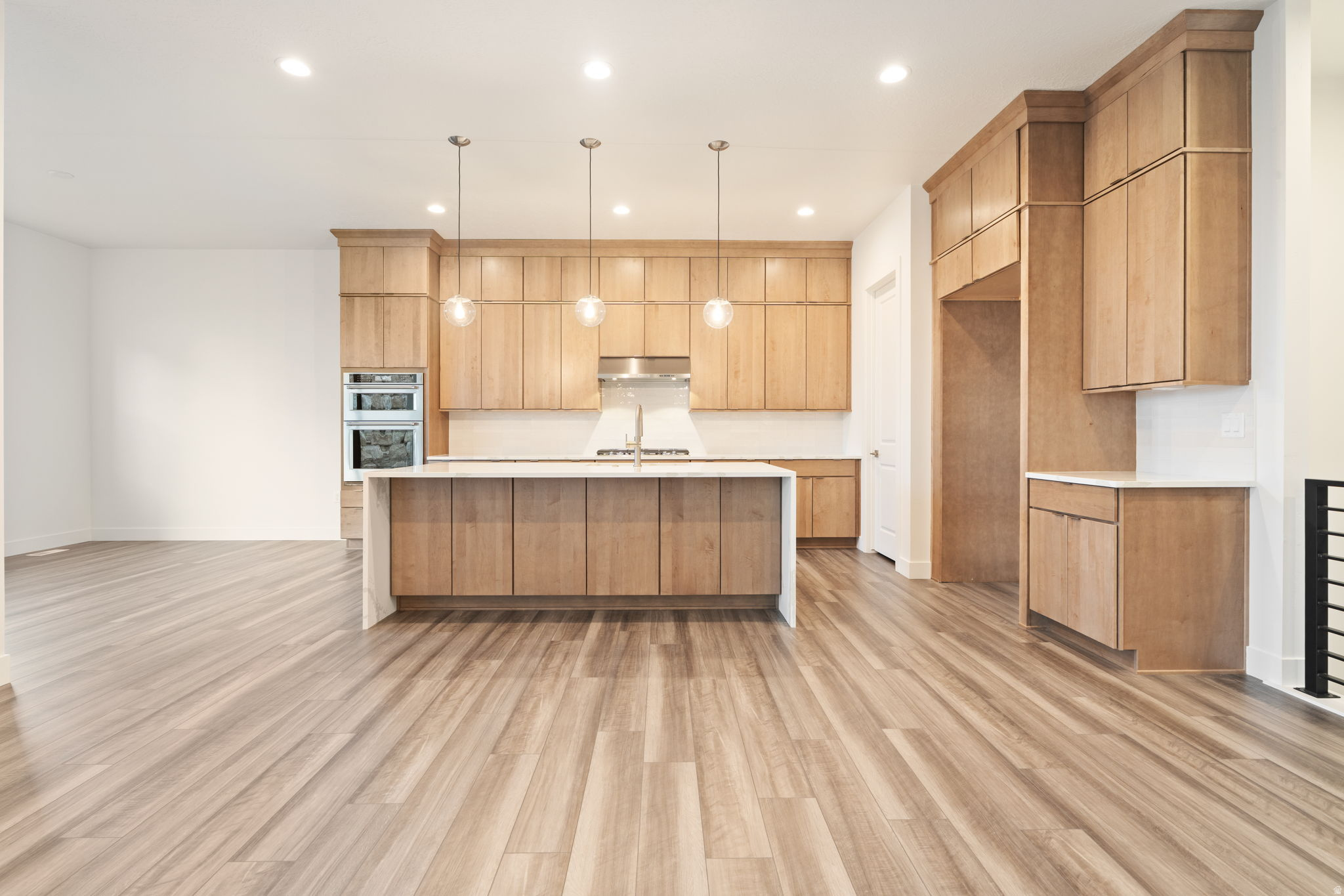 WESTLAKE VISTAS - Residential