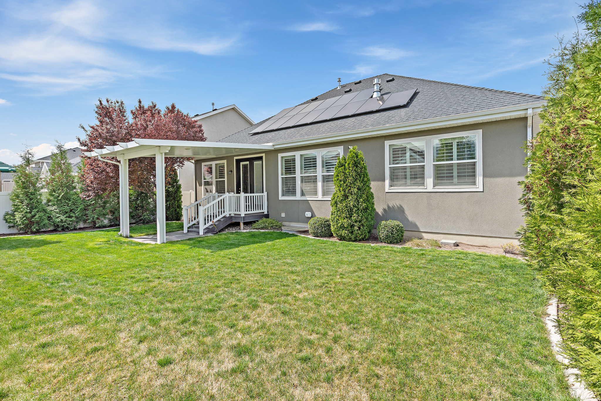 BROADVIEW SHORES - Residential