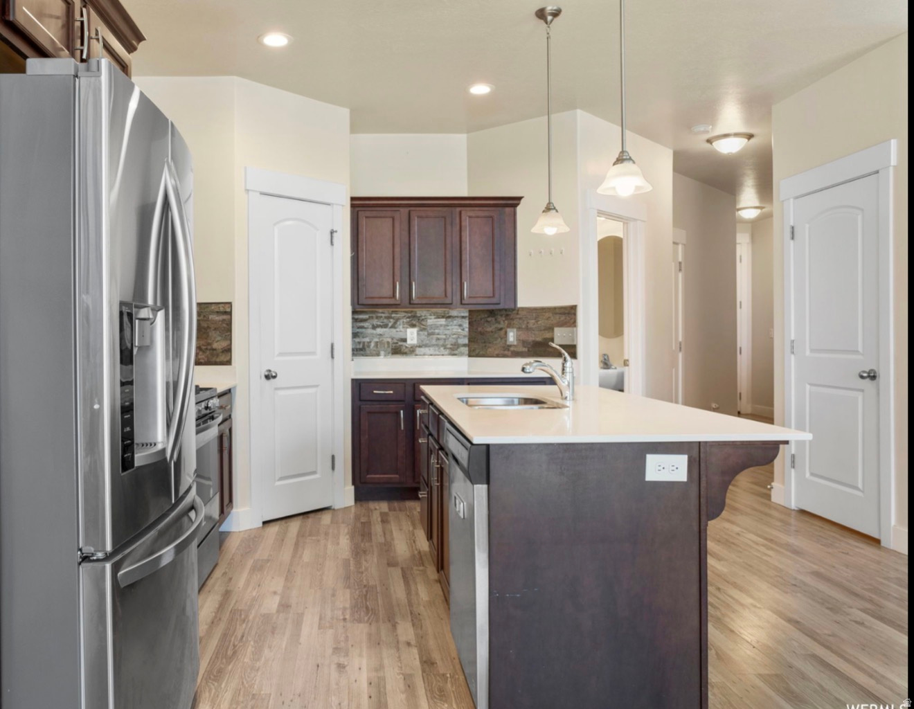 SKY RIDGE - Residential