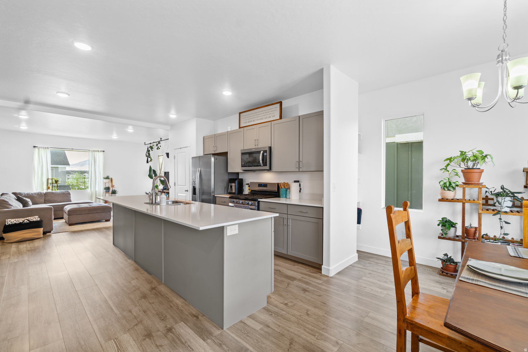 Highly desired Northshore Community by DR Horton.  Beautiful Oliver "A" floor plan, one owner, end unit, extra windows, light & bright open concept!  Home is flooded with amazing natural lighting.  4 Bedrooms and 3 Baths. Chef's kitchen with oversized island, quartz countertops and LED lighting.  Full appliance package: gas range/oven, microwave, dishwasher, refrigerator, washer & dryer. ADT security, smart thermostat and doorbell video camera.  Full-sized driveway accomodate 2 cars.  IBEX home warranty included.  Walking distance to pool and clubhouse.  Marina closeby.  End unit makes a HUGE DIFFERENCE!!! MUST SEE TO APPRECIATE.