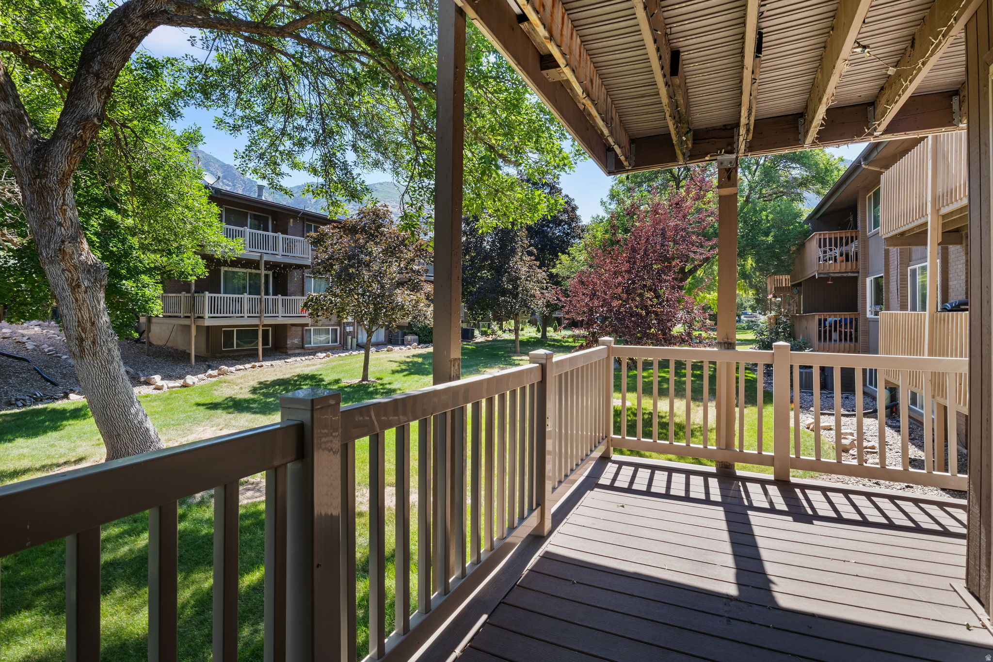 BRIARWOOD - Residential