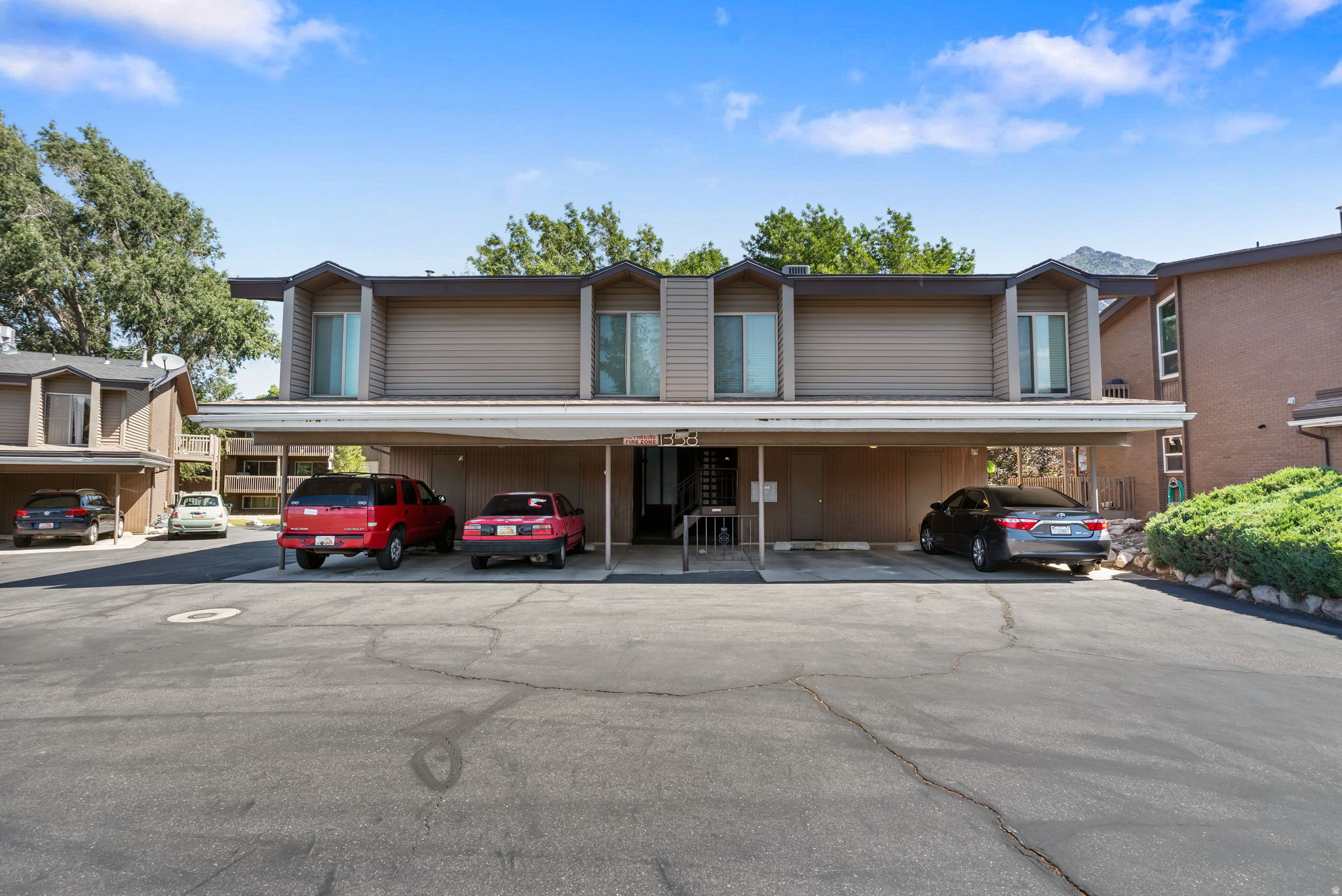 BRIARWOOD - Residential