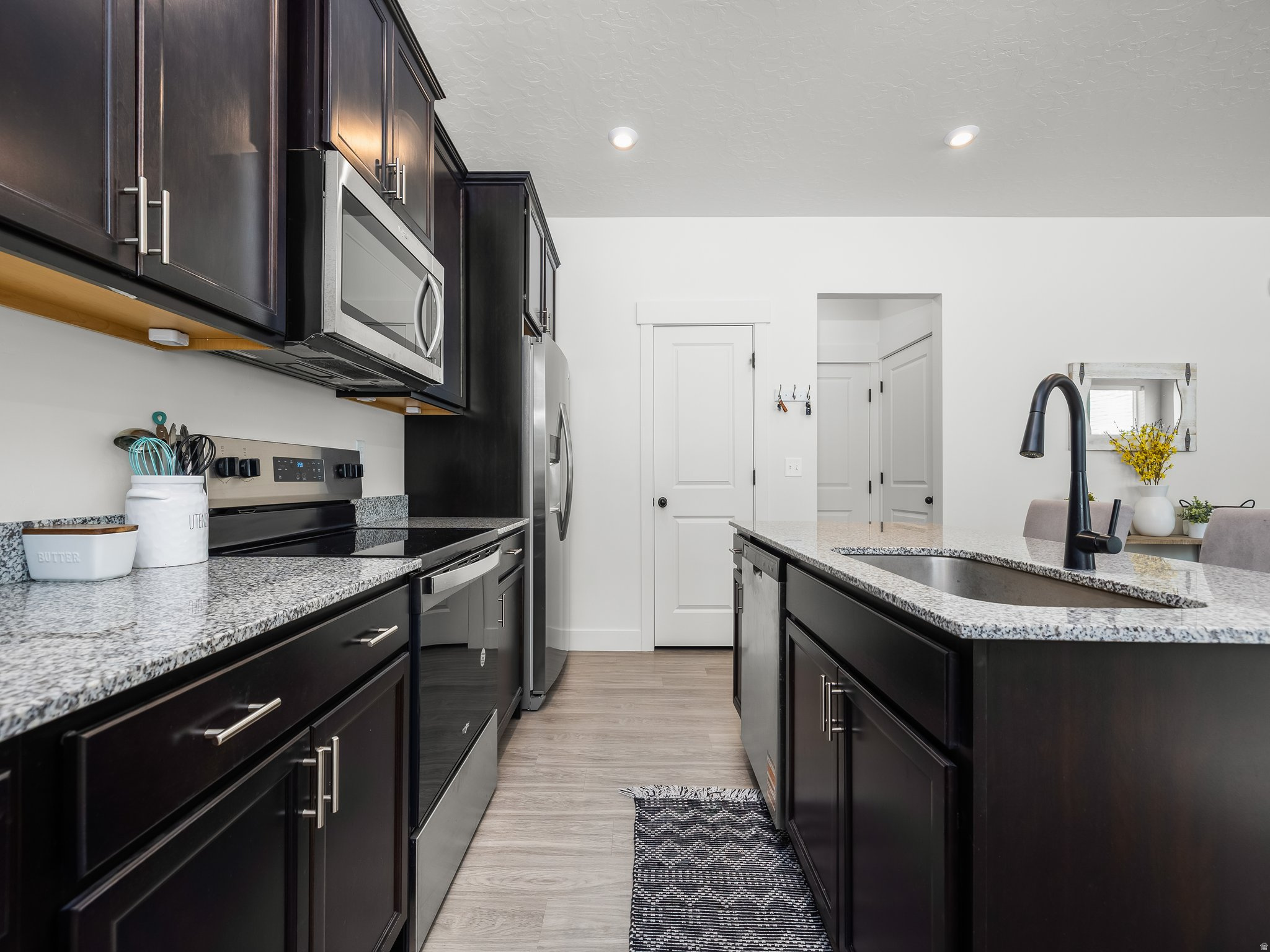EAGLE POINT - Residential