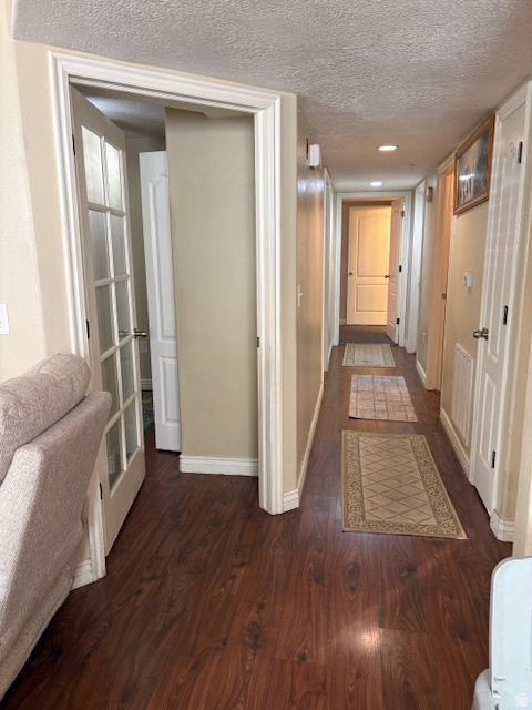 GATES AT KINGSPOINTE - Residential