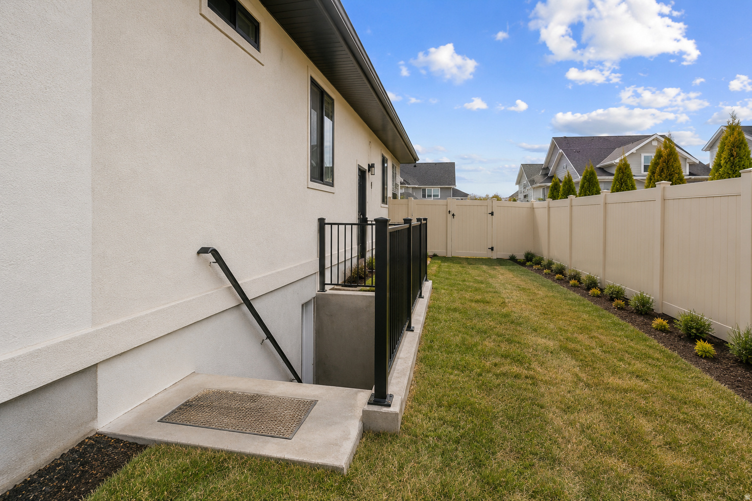 FOX LANDING - Residential