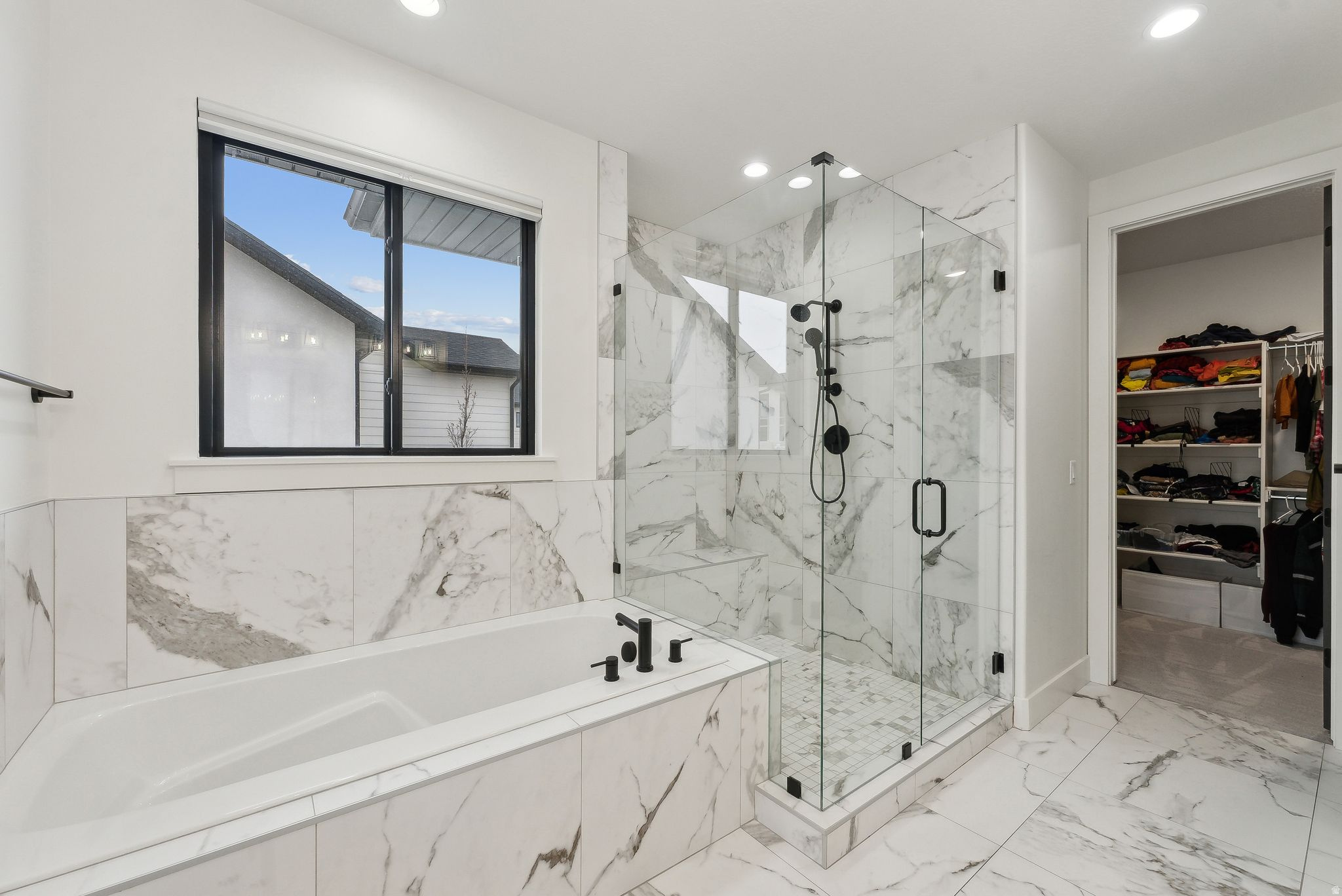 FOX LANDING - Residential