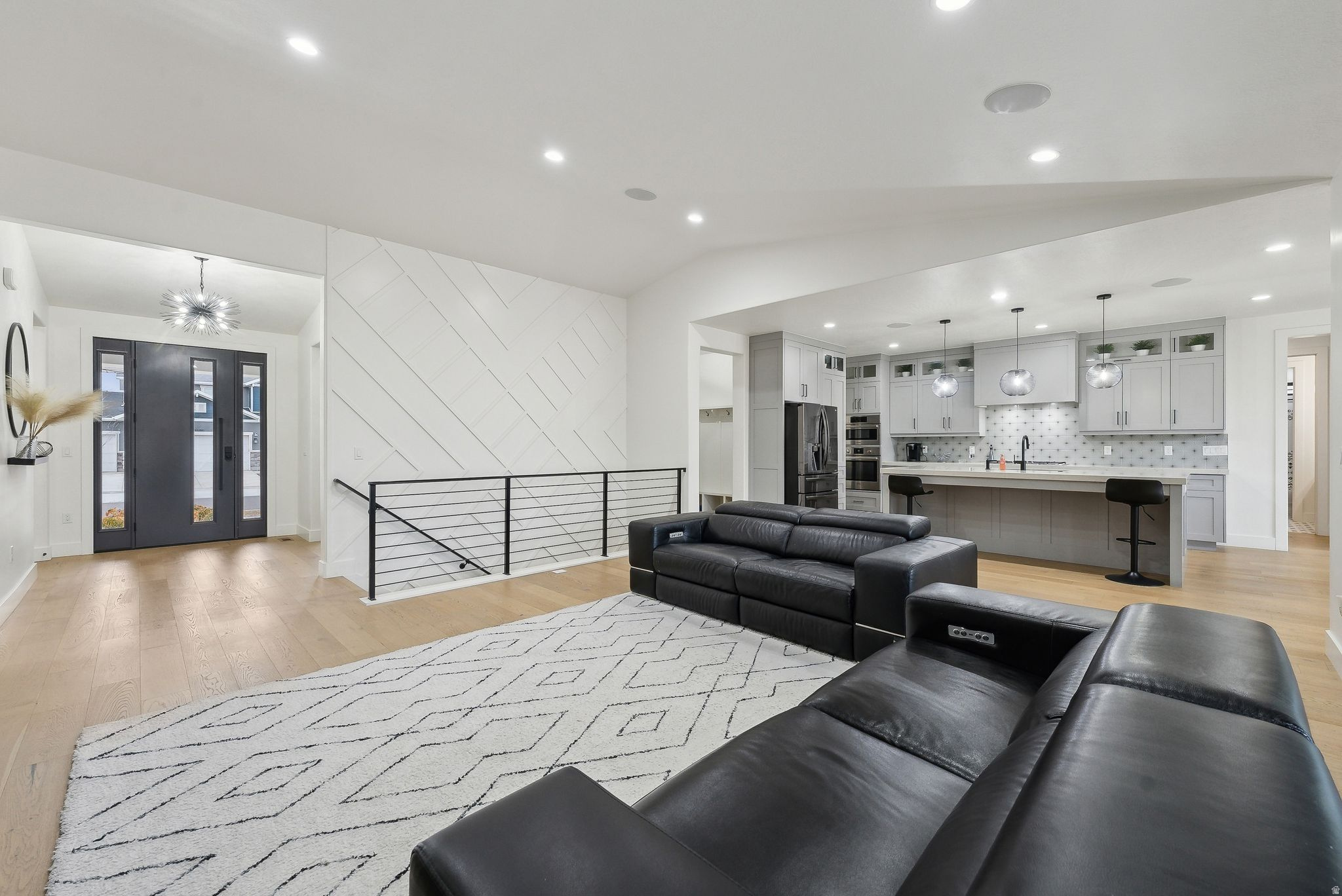 FOX LANDING - Residential